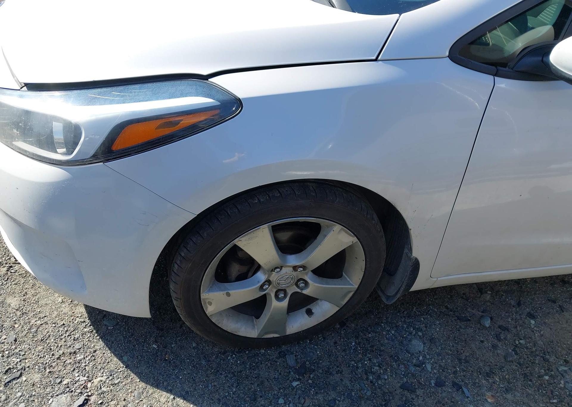 2017 KIA FORTE EX