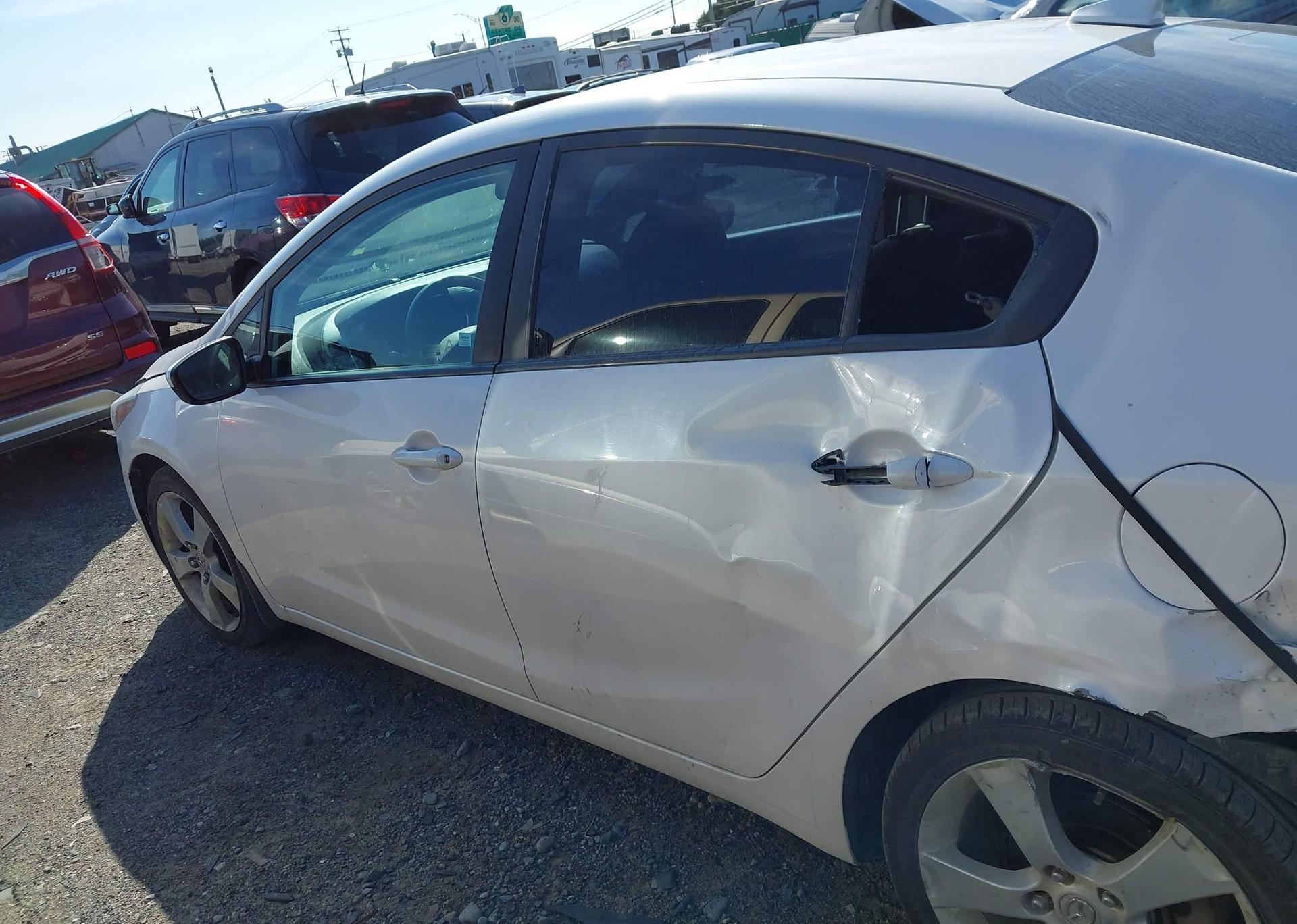 2017 KIA FORTE EX