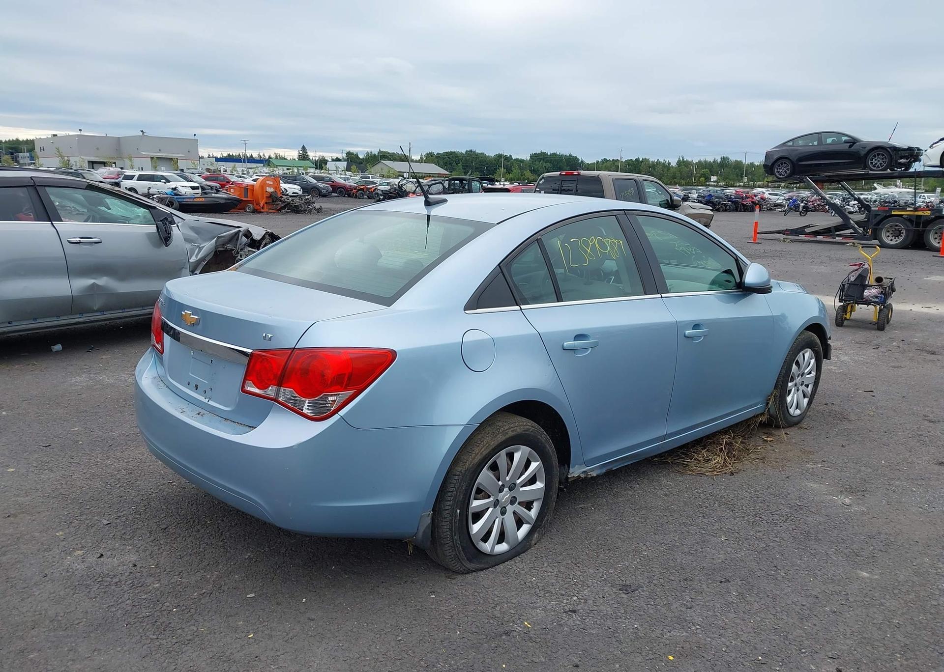2011 CHEVROLET CRUZE