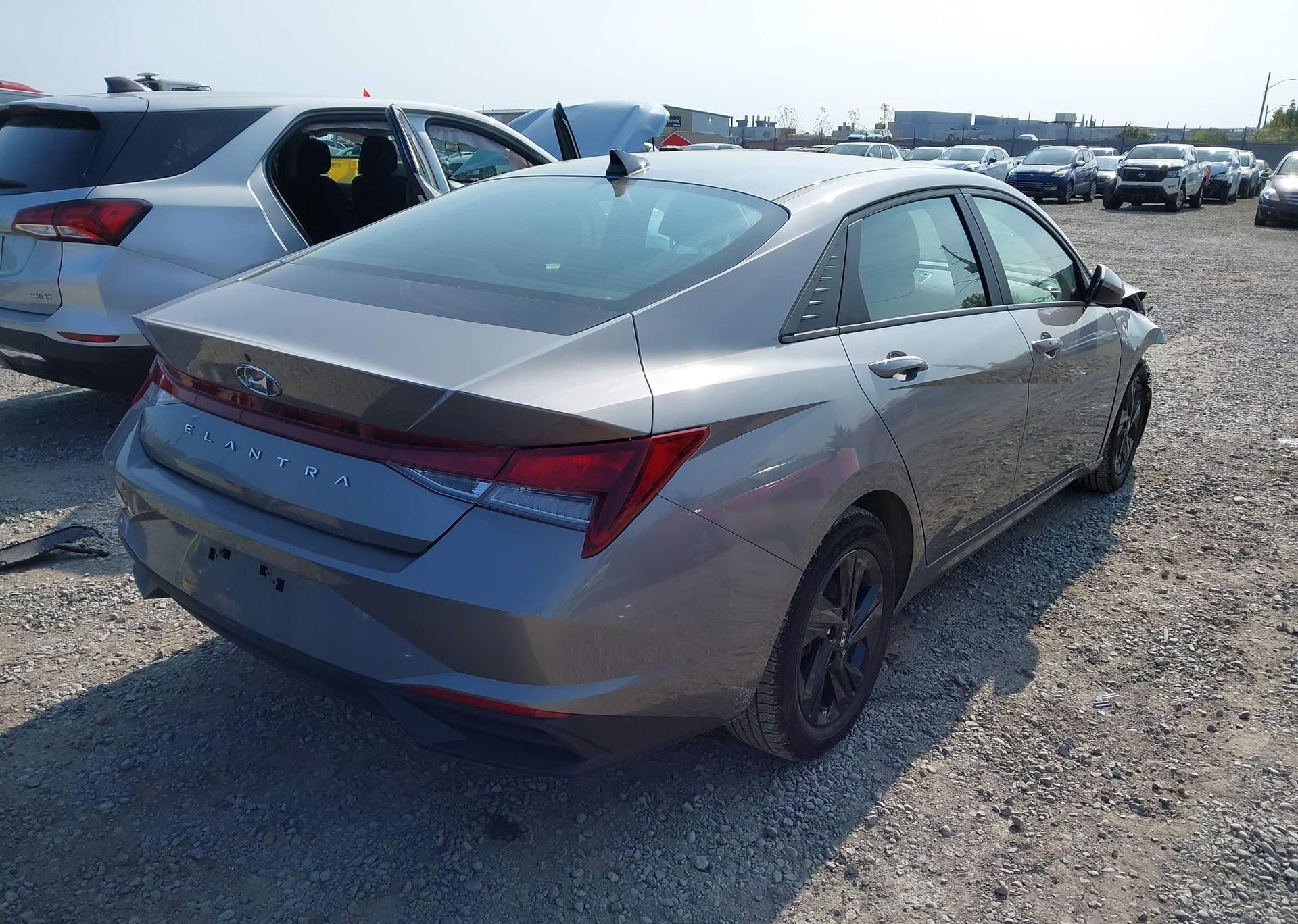 2023 HYUNDAI ELANTRA
