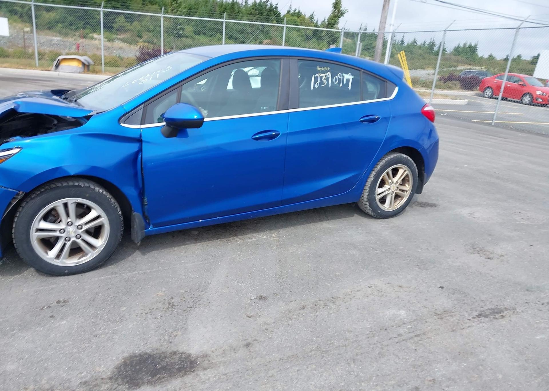 2018 CHEVROLET CRUZE LT