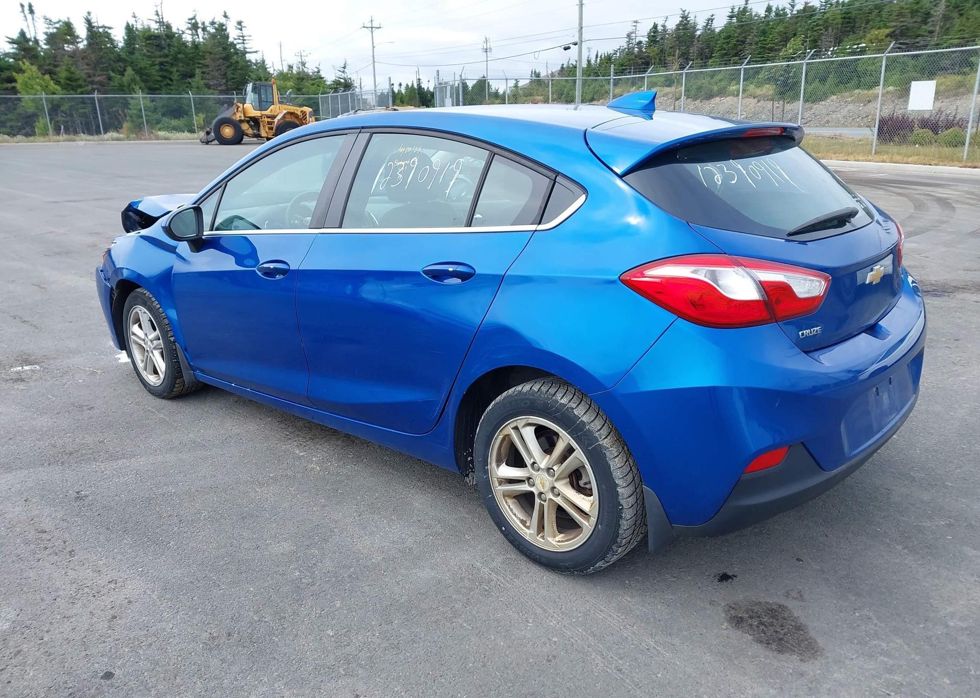 2018 CHEVROLET CRUZE LT