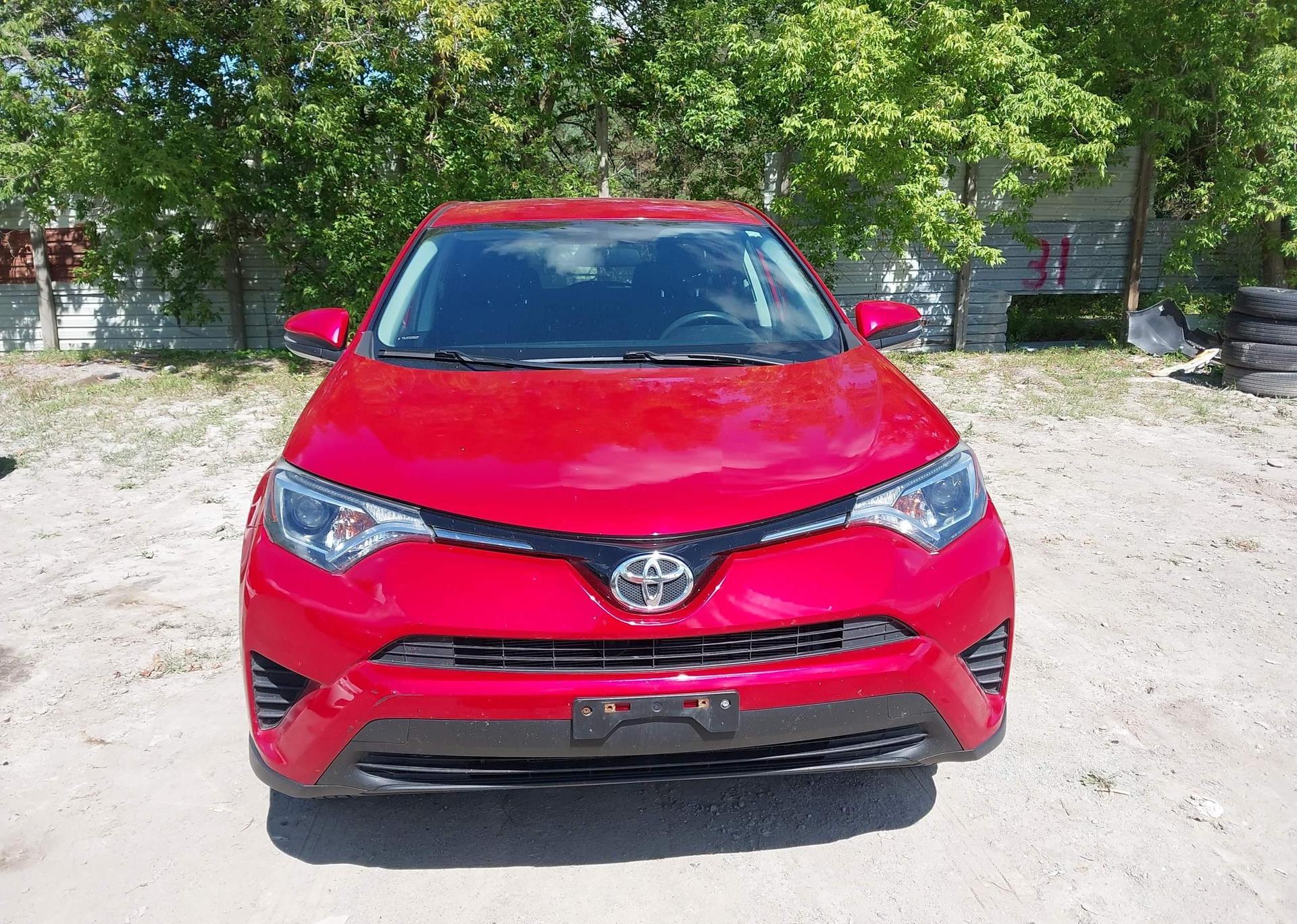 2016 TOYOTA RAV4 LE
