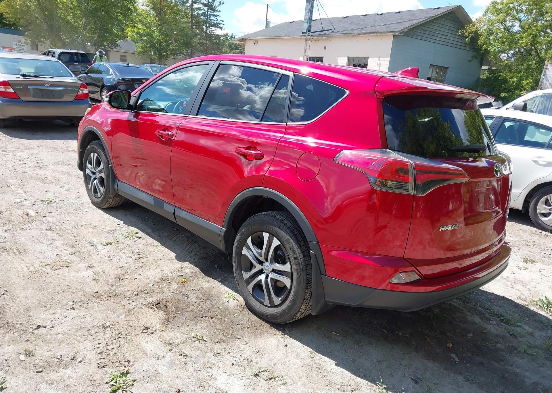 2016 TOYOTA RAV4 LE