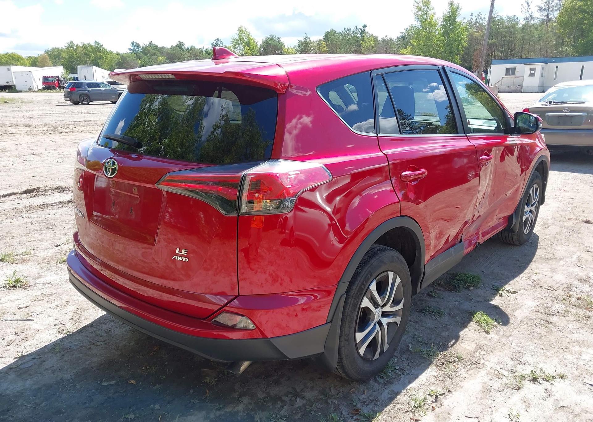 2016 TOYOTA RAV4 LE