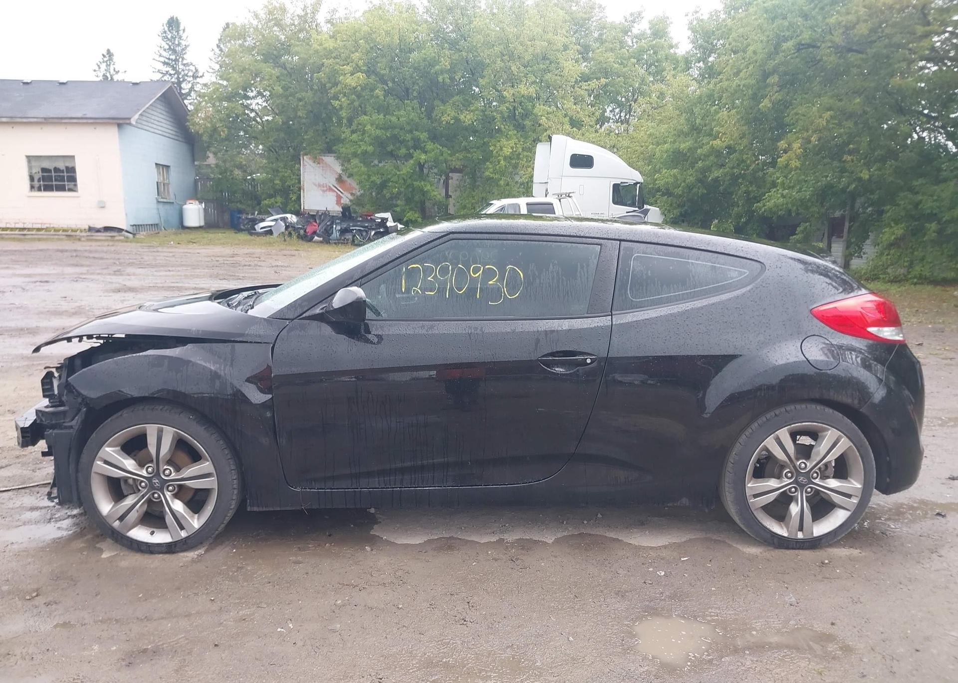 2013 HYUNDAI VELOSTER TECH