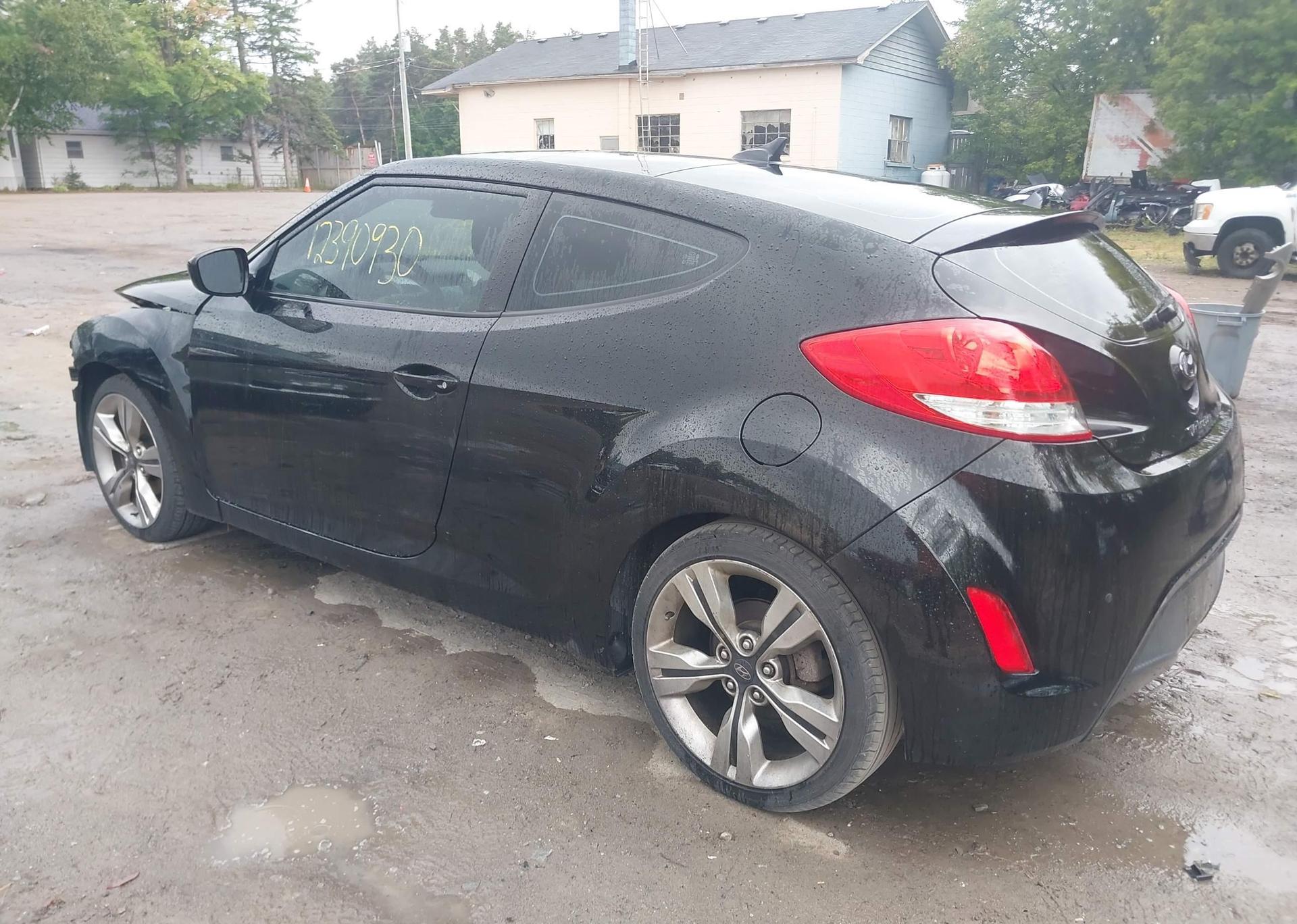 2013 HYUNDAI VELOSTER TECH
