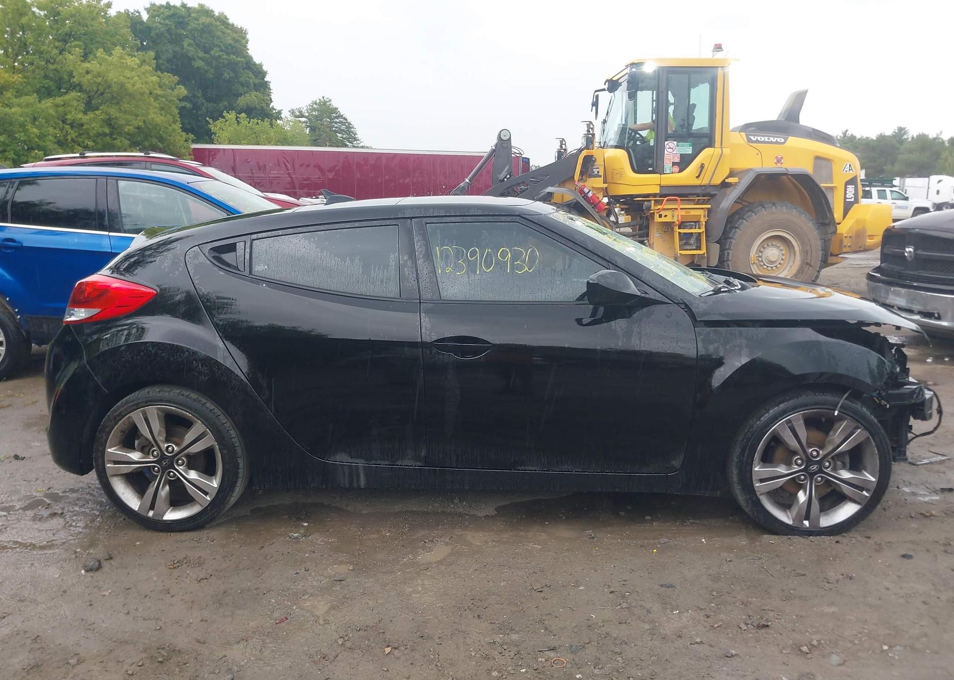 2013 HYUNDAI VELOSTER TECH