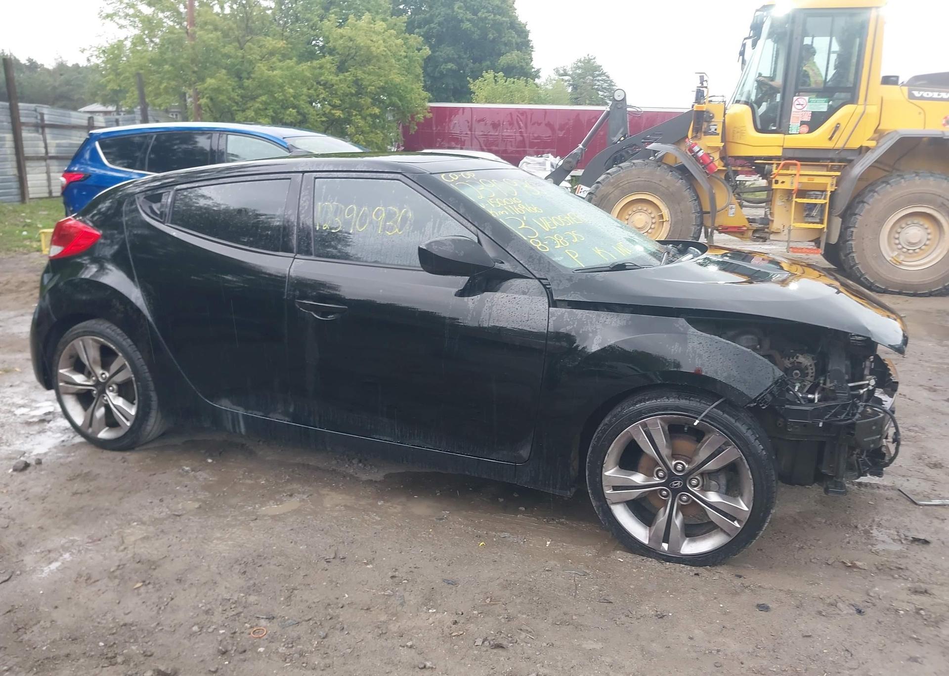 2013 HYUNDAI VELOSTER TECH