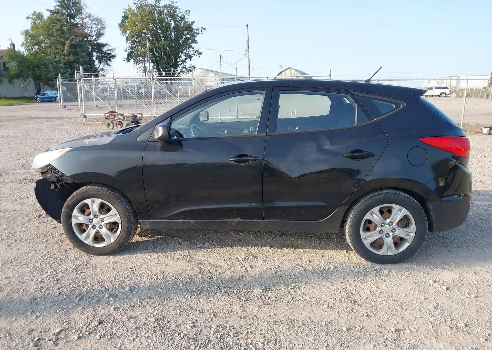 2011 HYUNDAI TUCSON