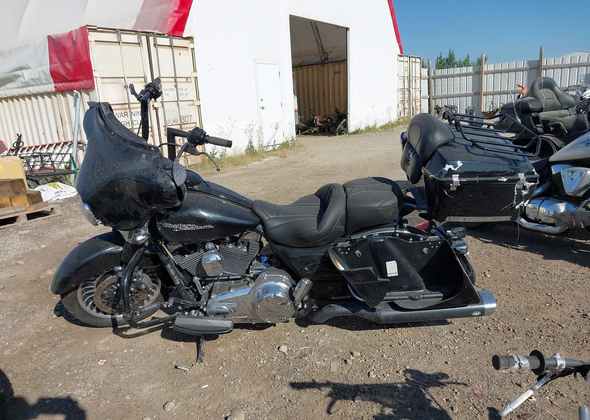 2009 HARLEY-DAVIDSON FLHX