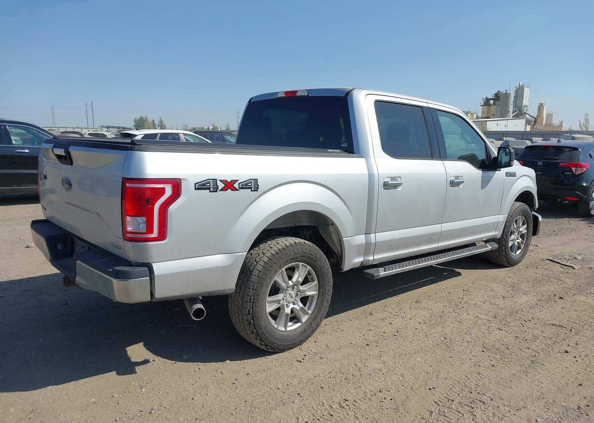 2015 FORD F-150 XLT