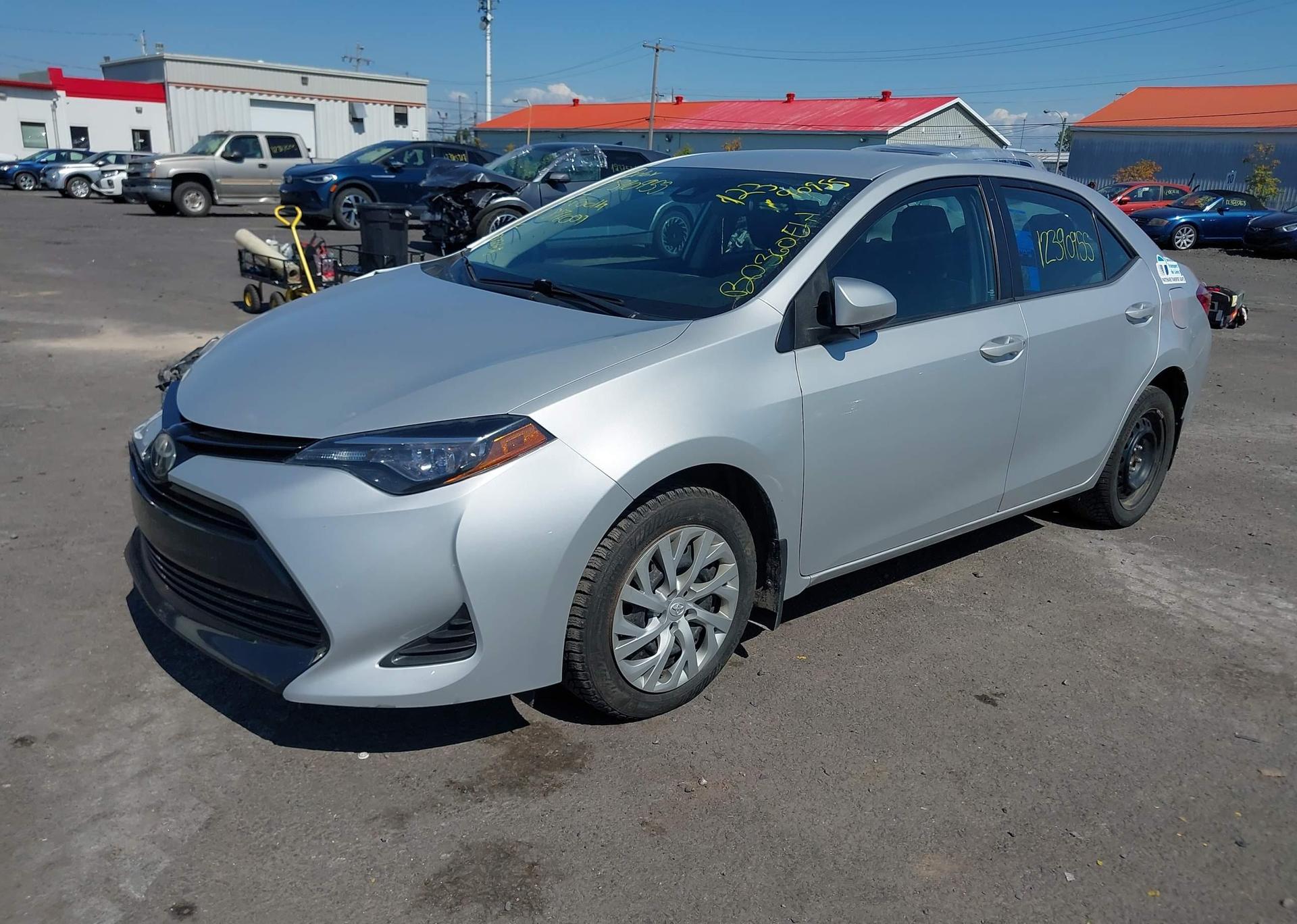 2017 TOYOTA COROLLA