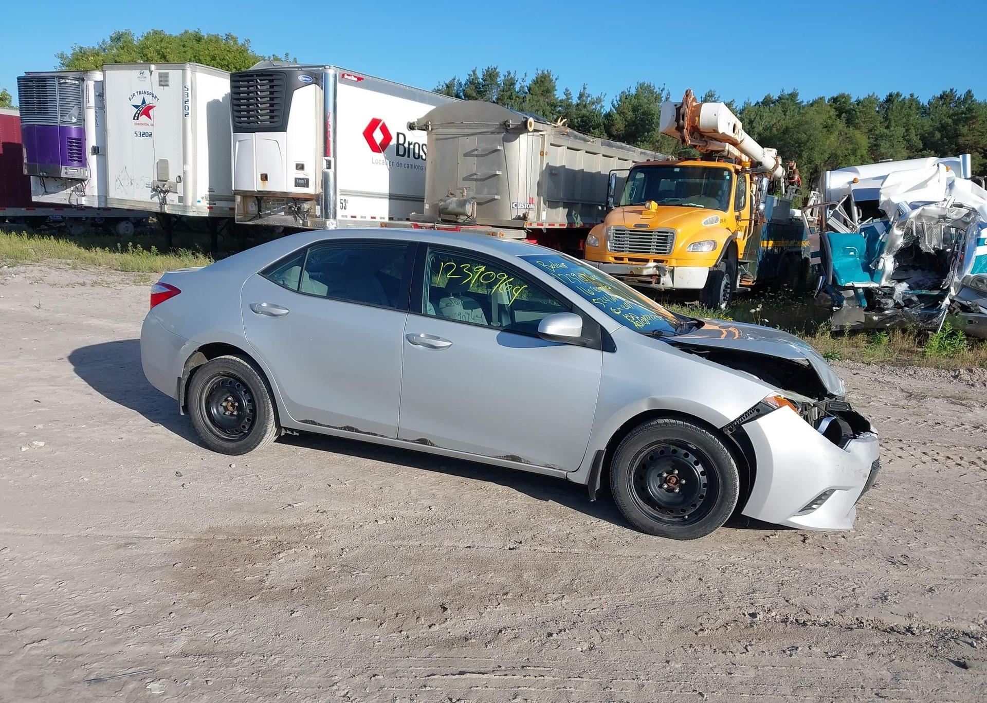 2016 TOYOTA COROLLA