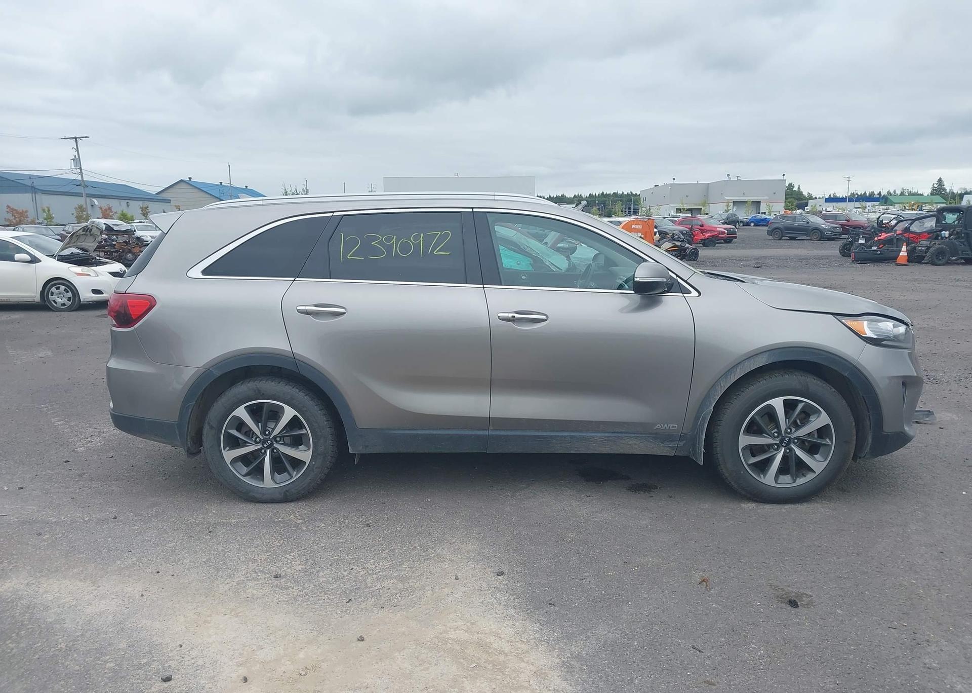2019 KIA SORENTO