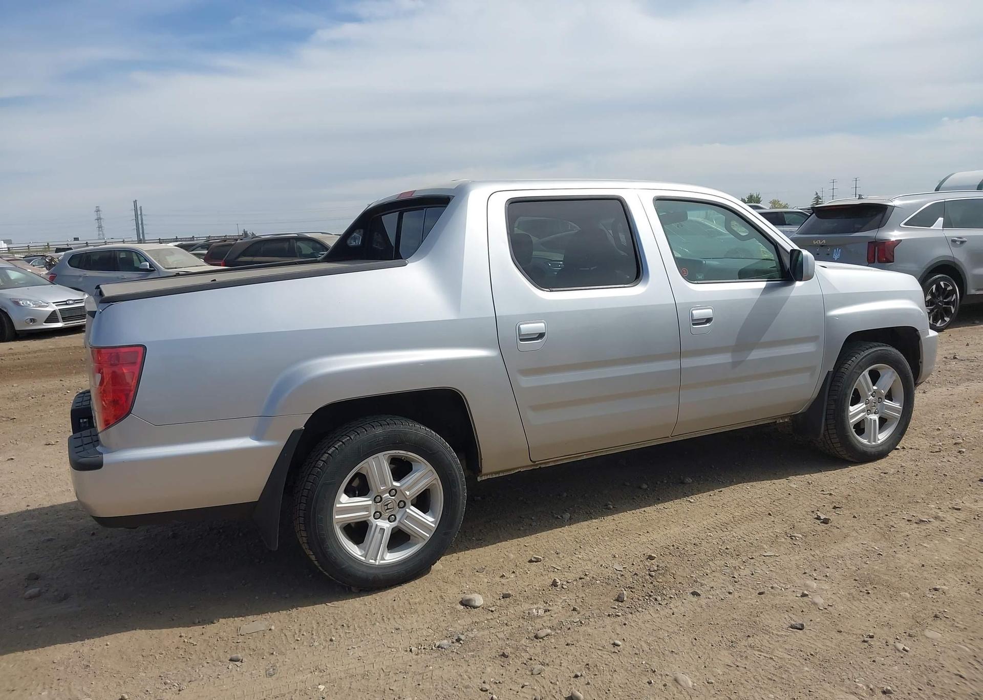 2011 HONDA RIDGELINE EX-L