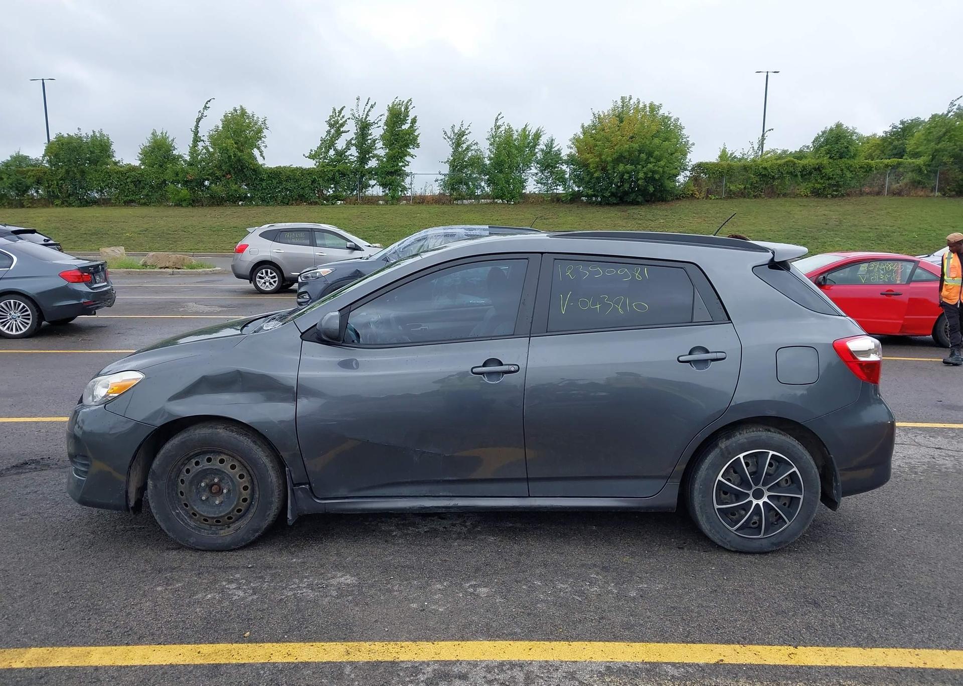 2010 TOYOTA Matrix XR