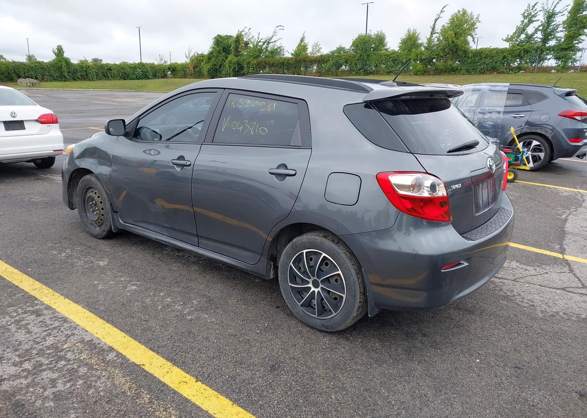 2010 TOYOTA Matrix XR