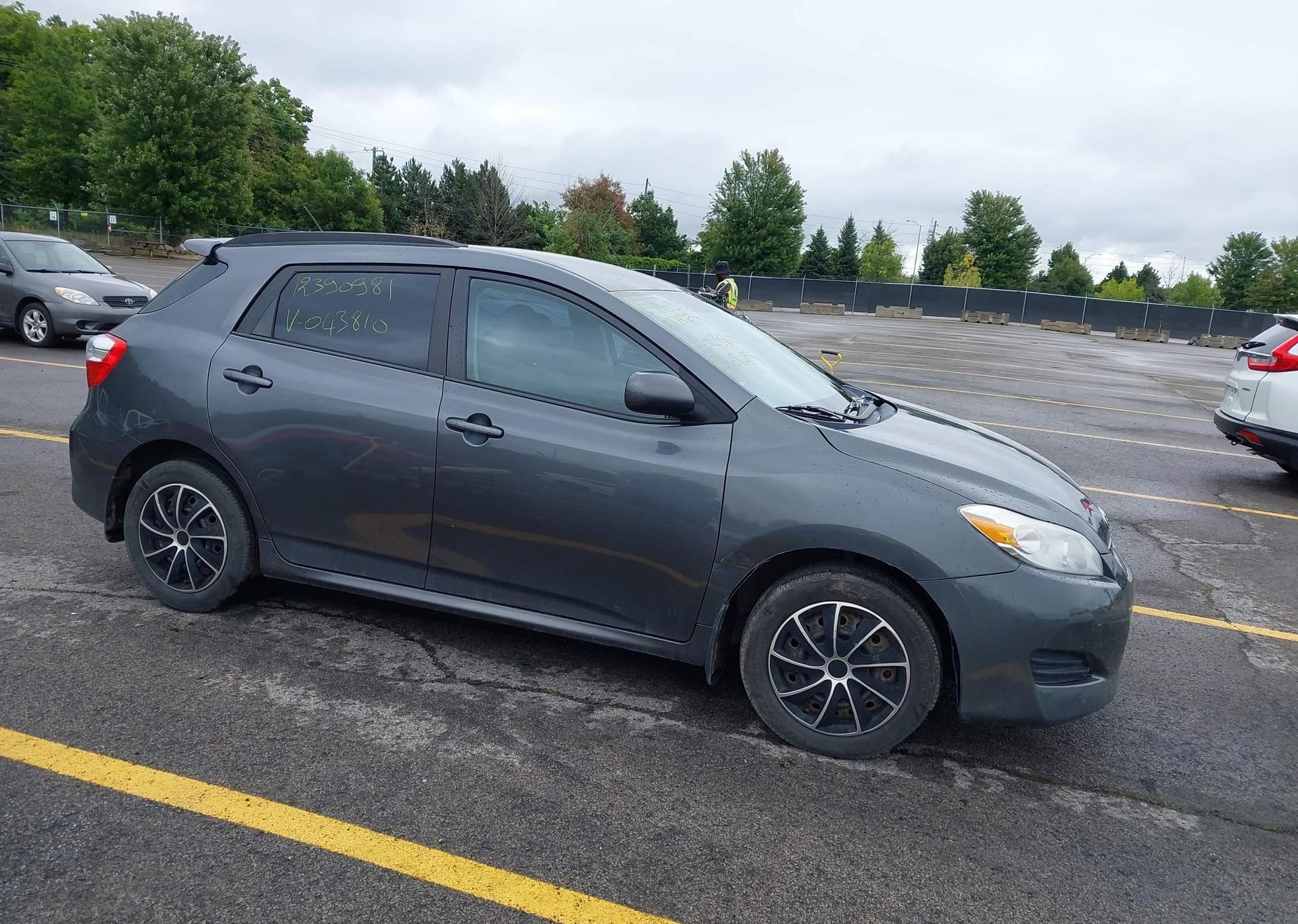 2010 TOYOTA Matrix XR