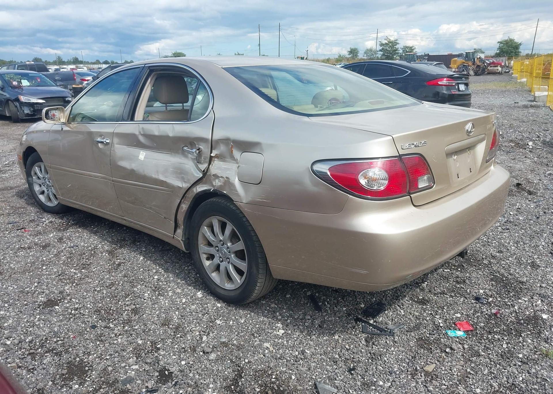 2004 LEXUS ES 330