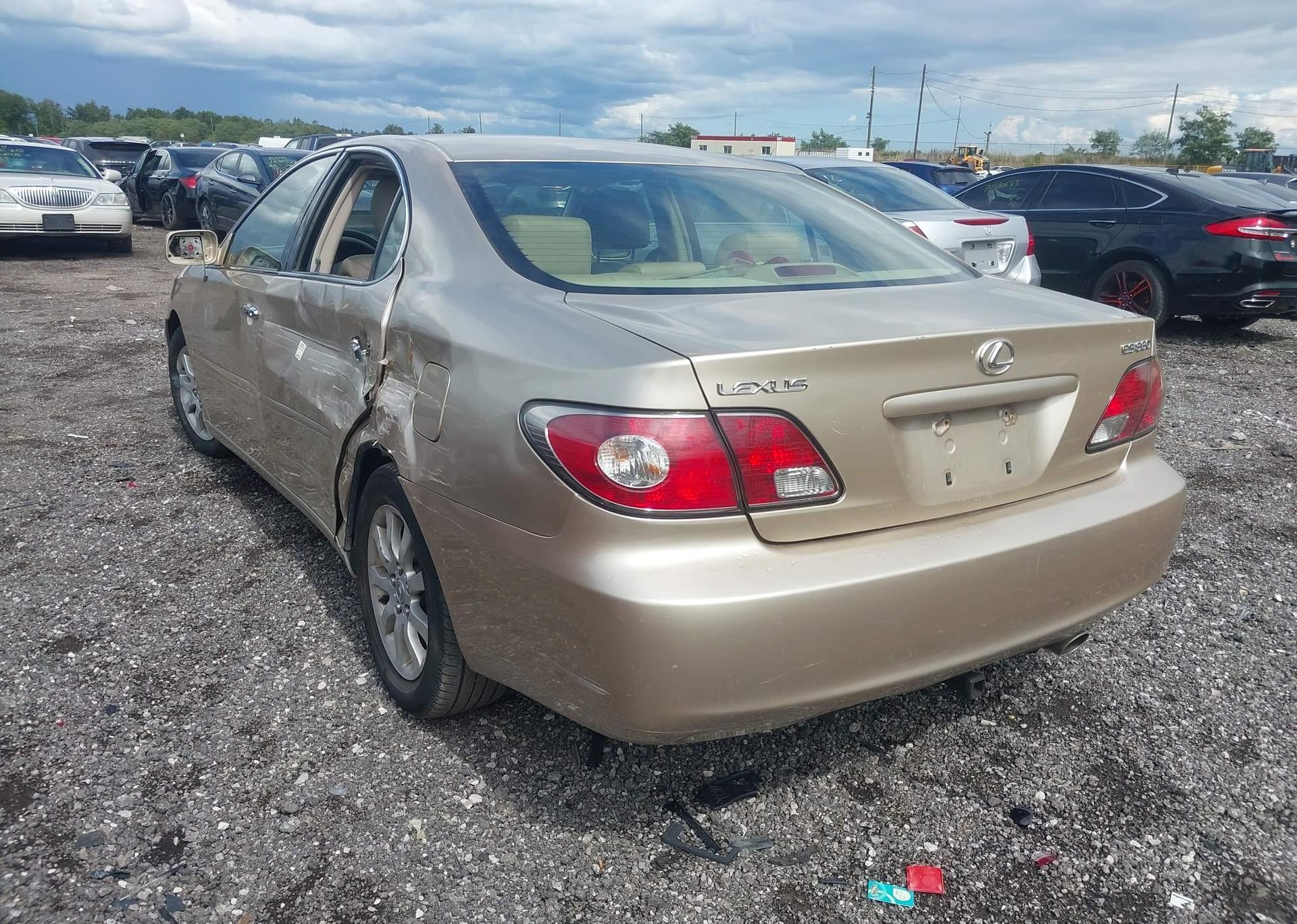 2004 LEXUS ES 330