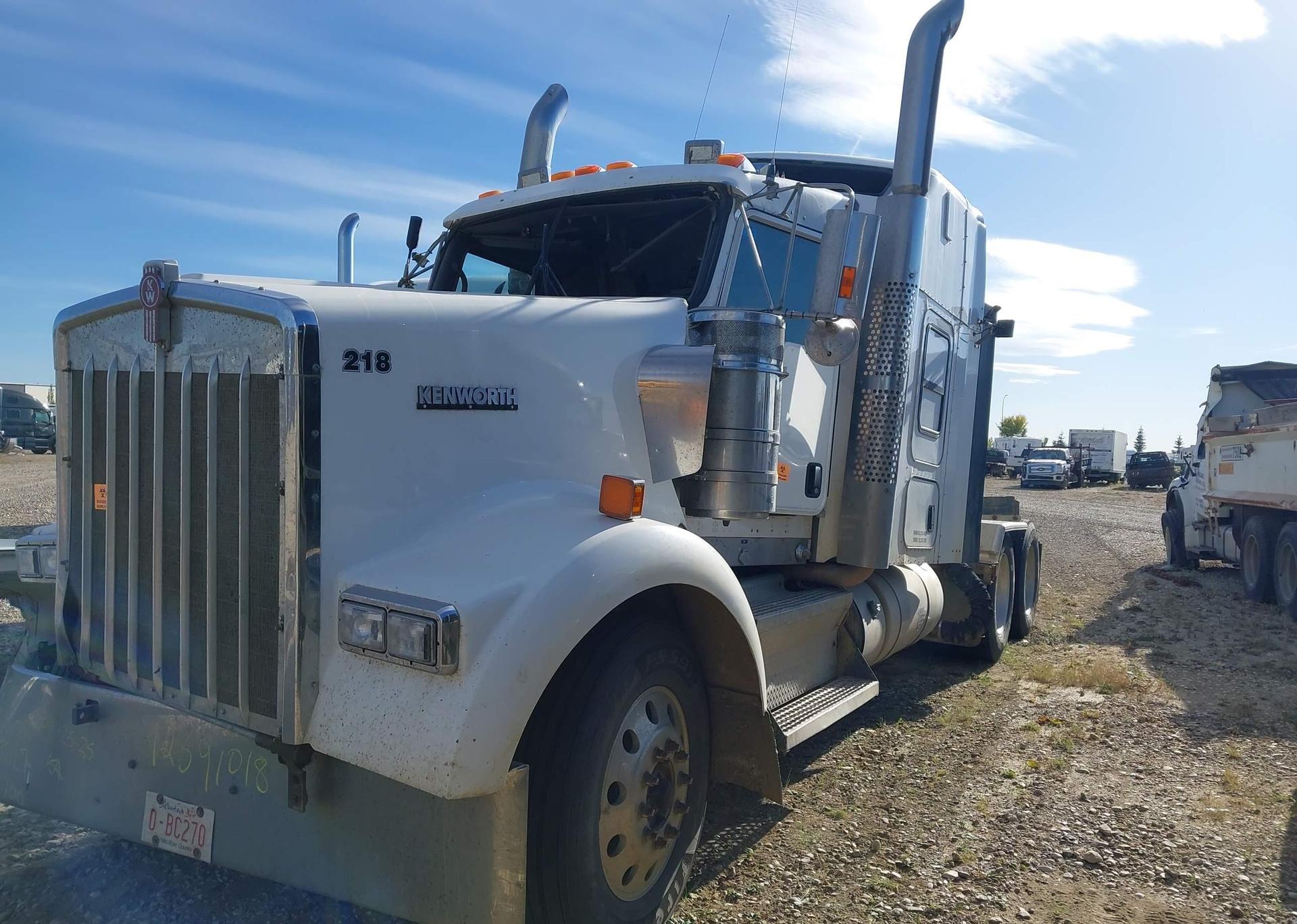 2019 KENWORTH W900