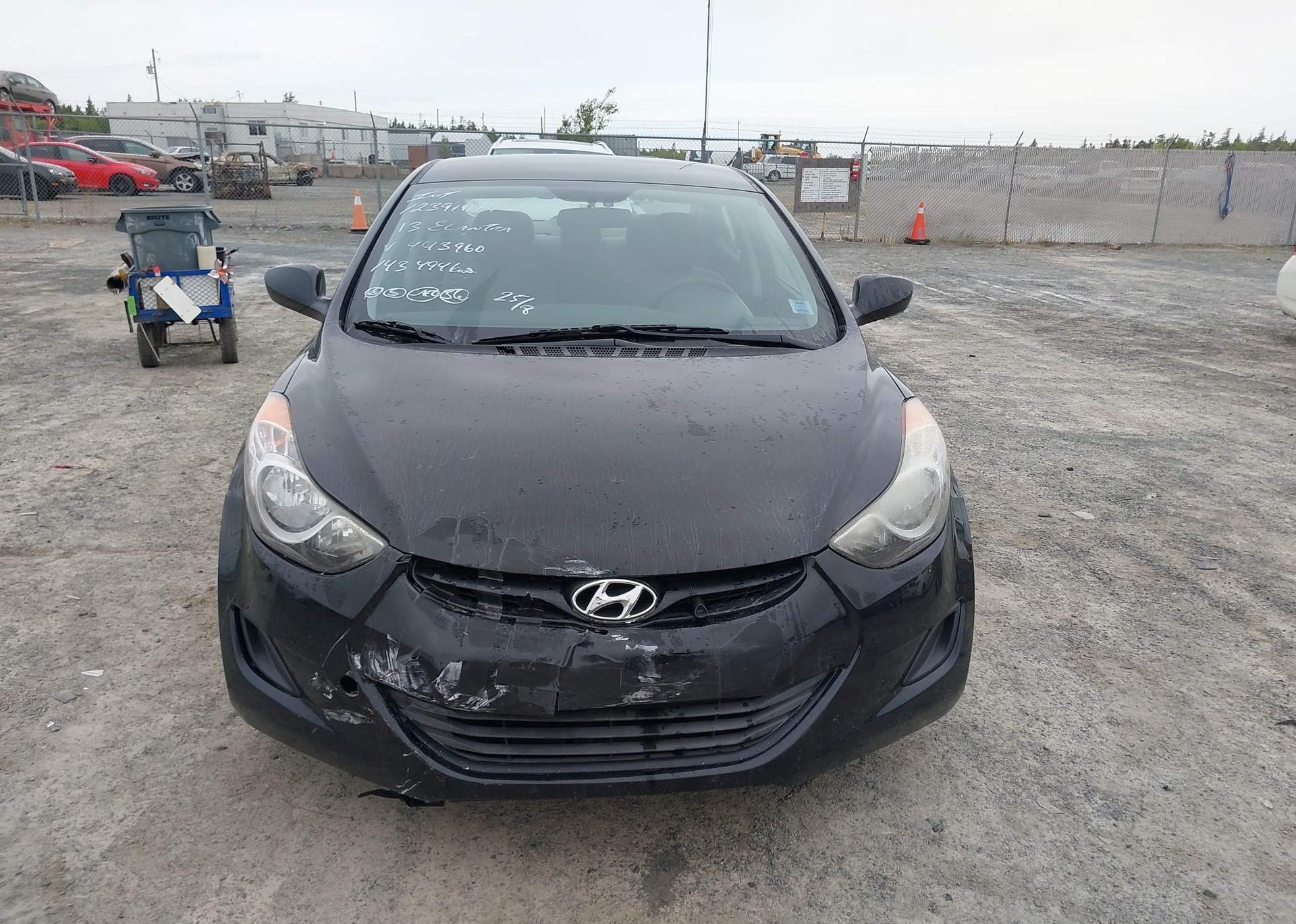 2013 HYUNDAI ELANTRA GL