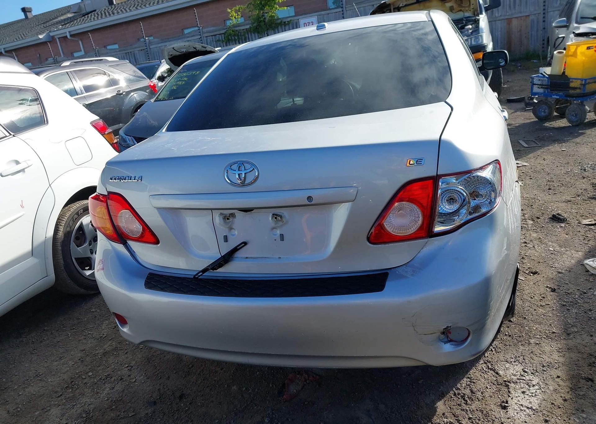 2009 TOYOTA COROLLA S