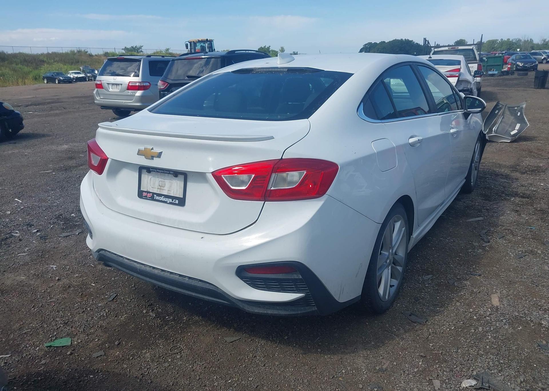 2016 CHEVROLET CRUZE LT