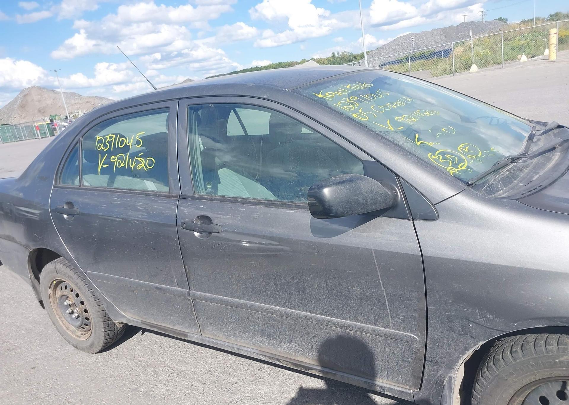 2005 TOYOTA COROLLA CE