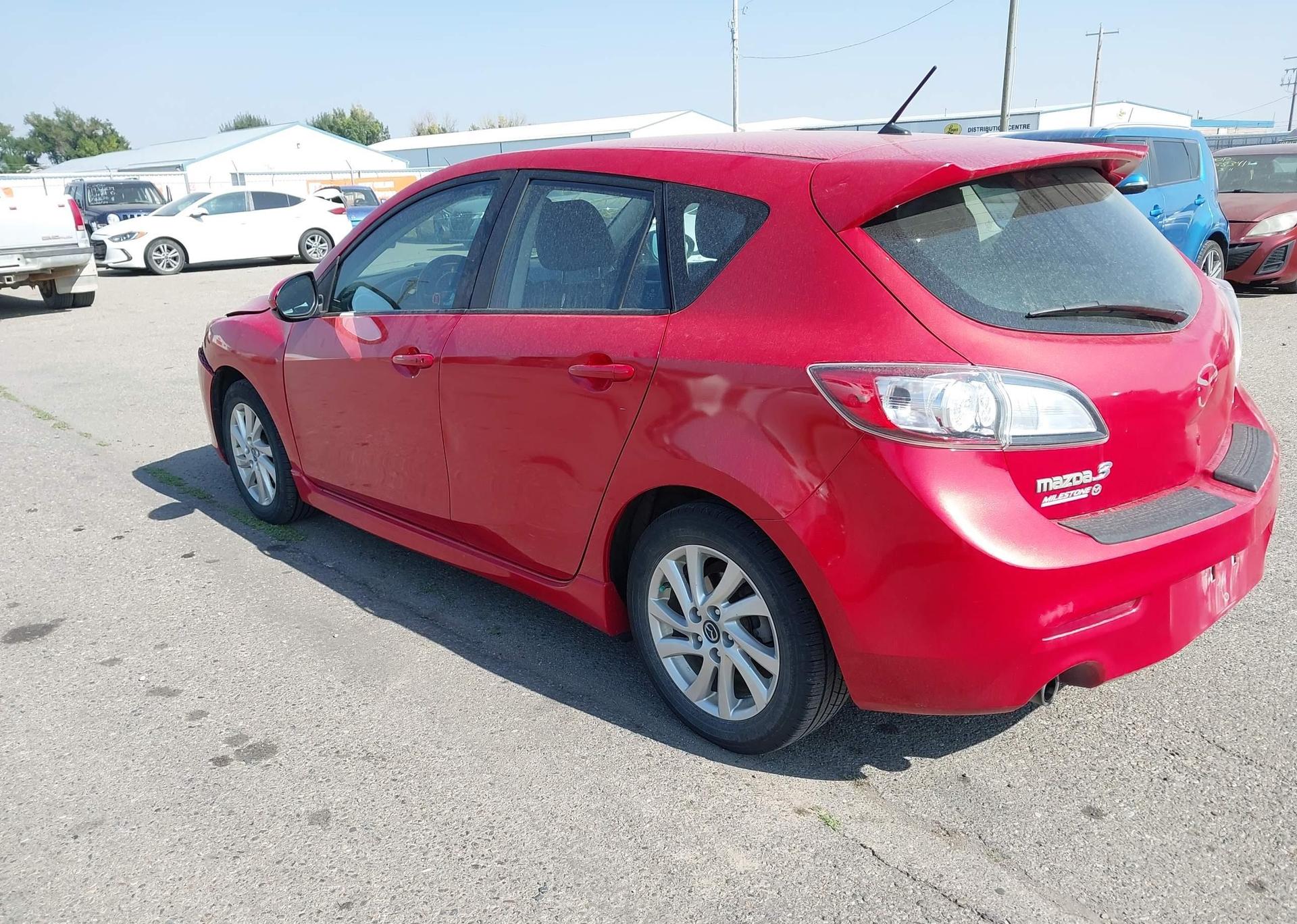 2013 MAZDA MAZDA3 GS-SKY