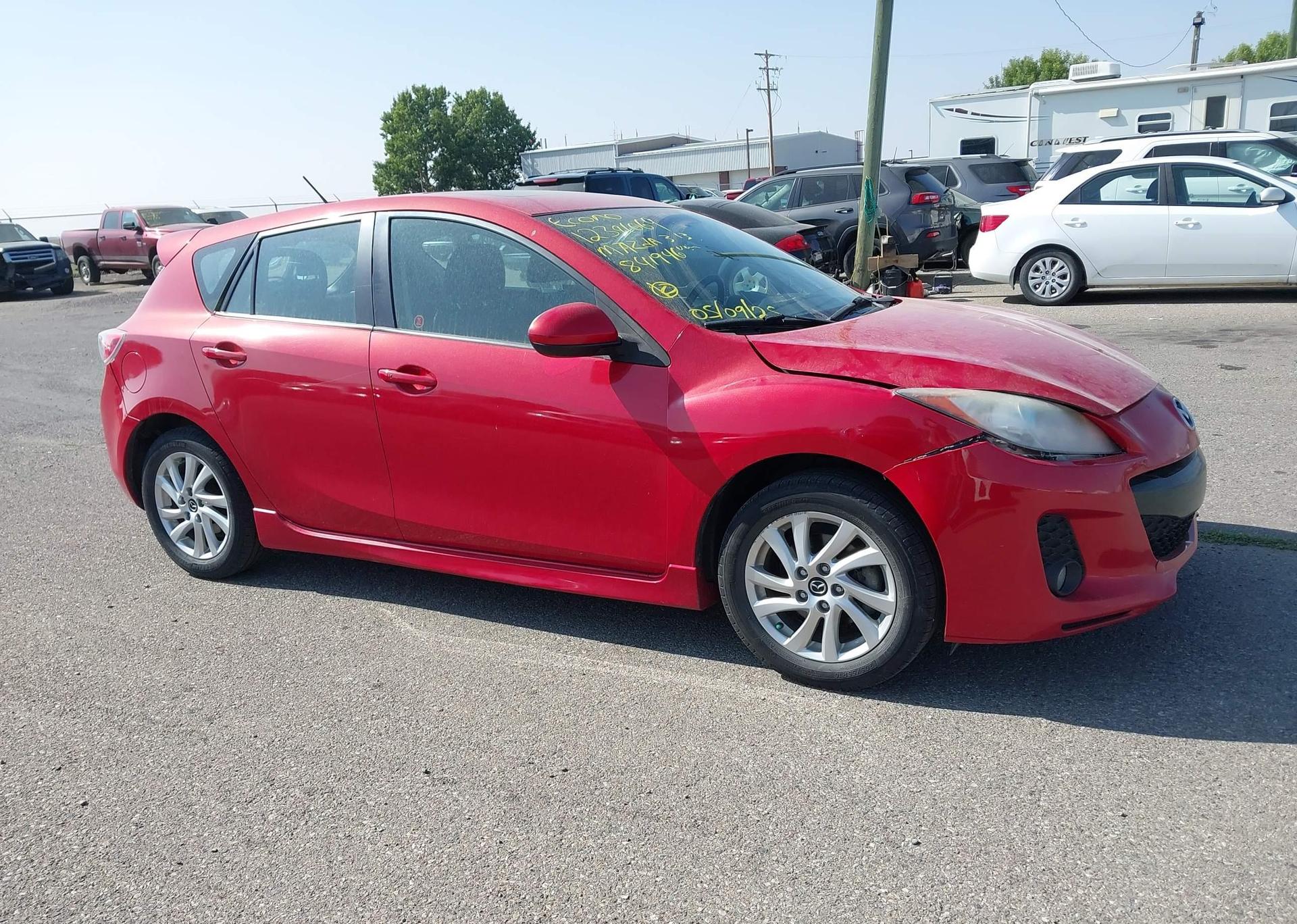 2013 MAZDA MAZDA3 GS-SKY