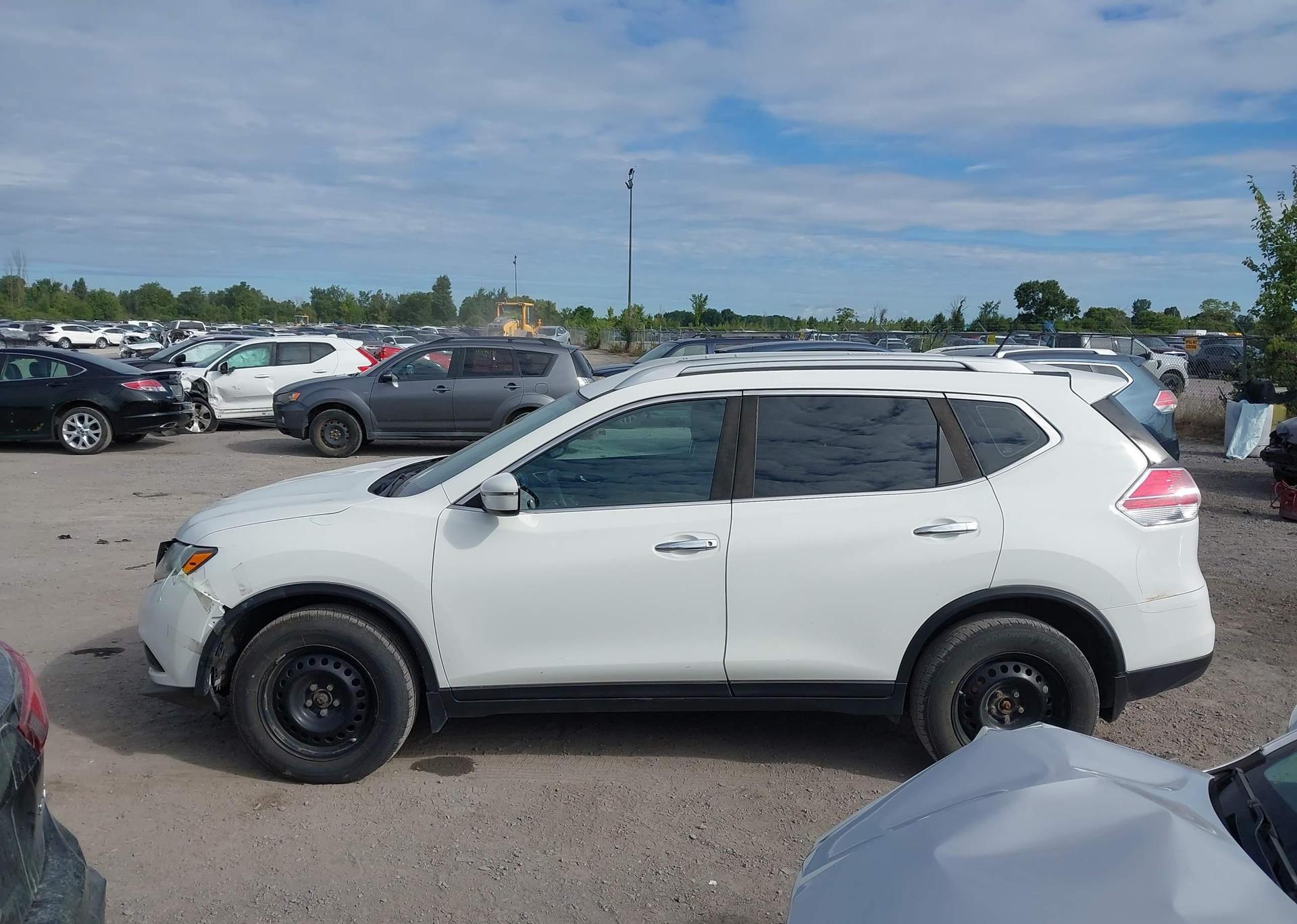 2016 NISSAN ROGUE S