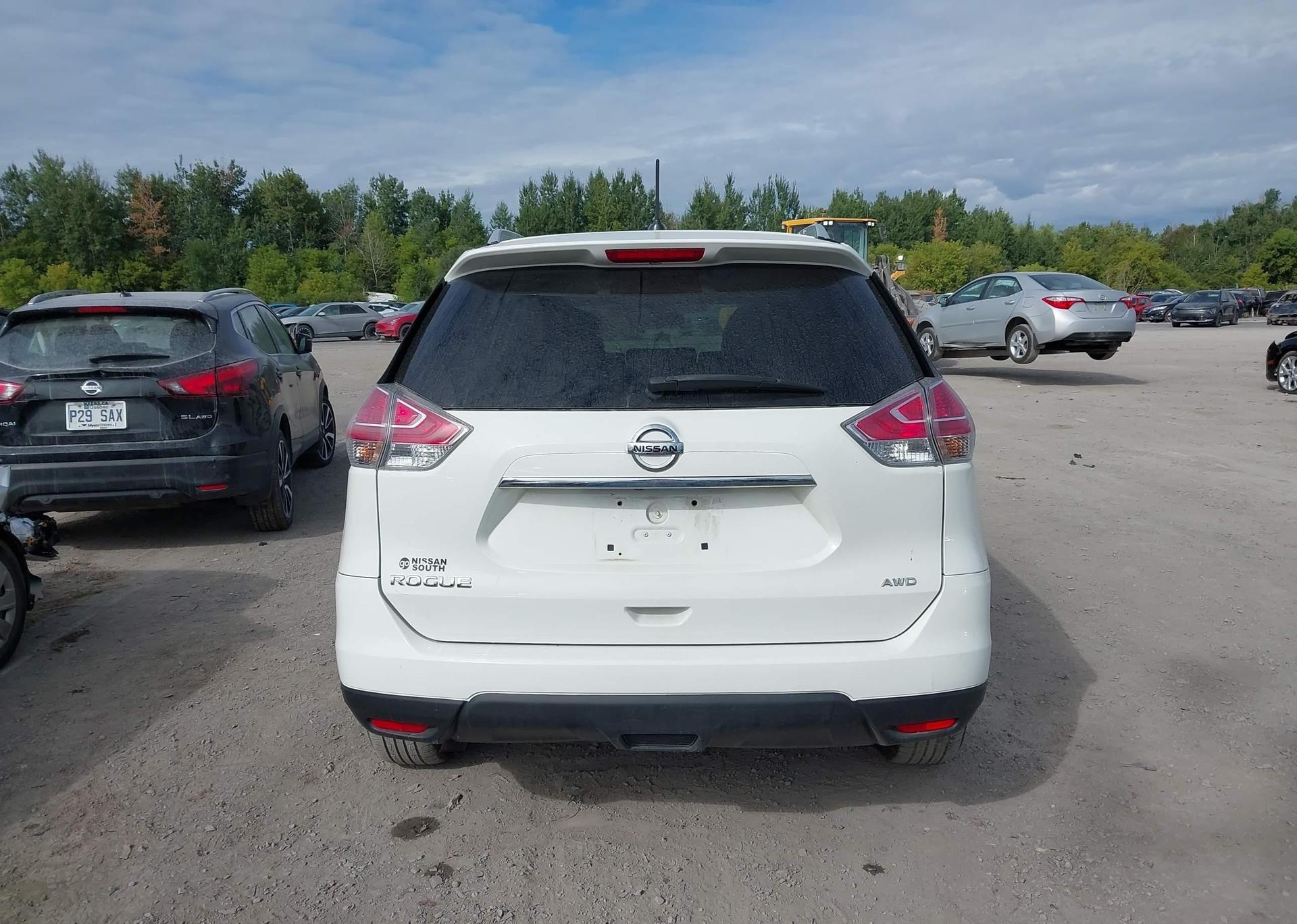 2016 NISSAN ROGUE S