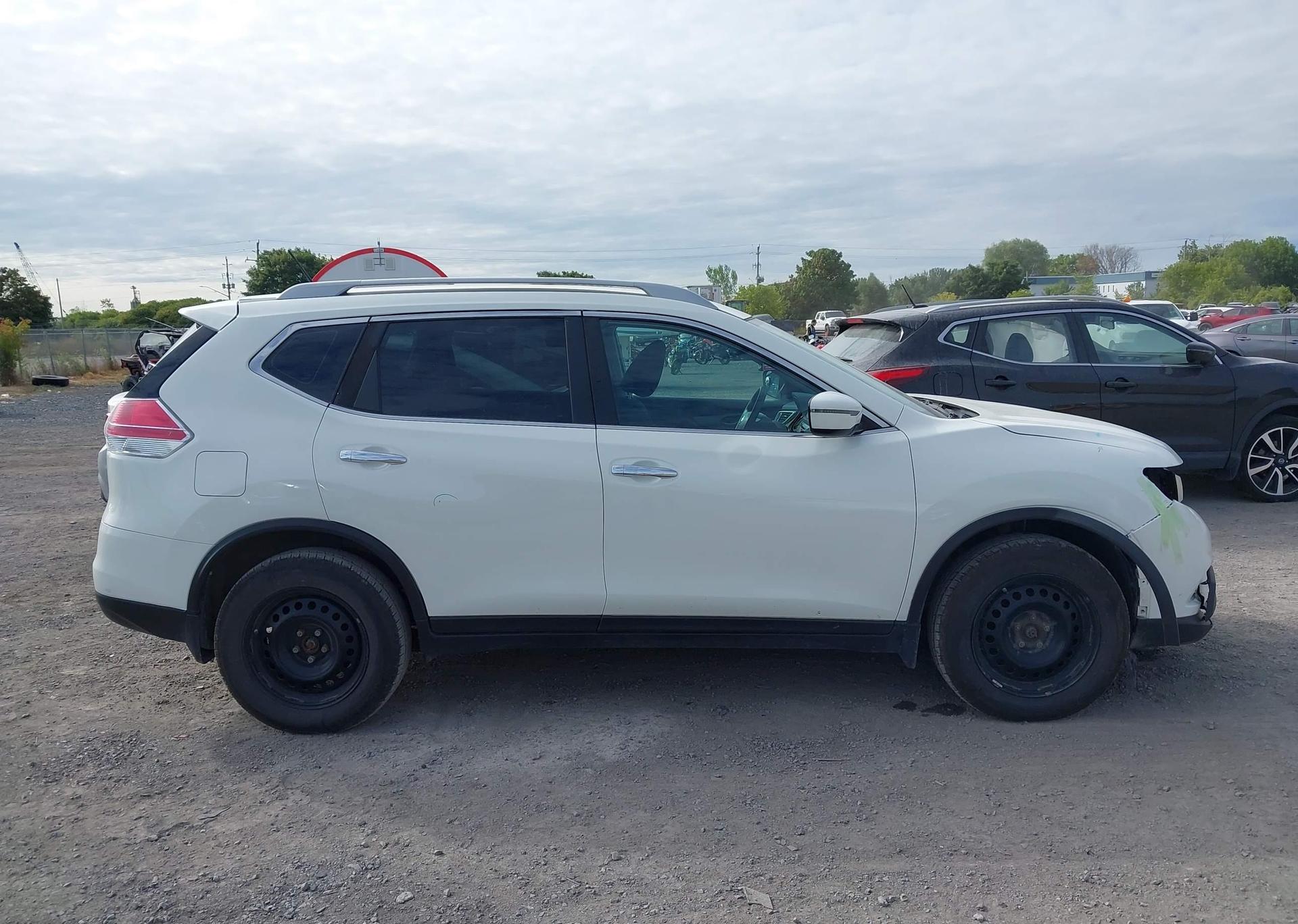 2016 NISSAN ROGUE S
