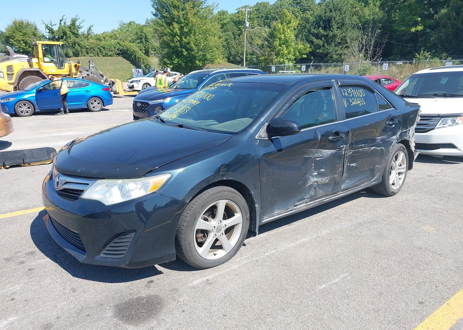 2014 TOYOTA CAMRY L