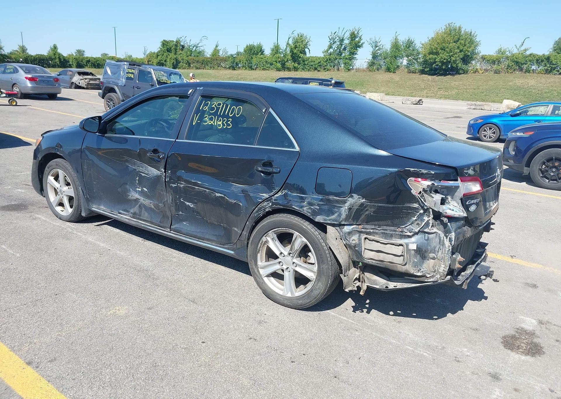 2014 TOYOTA CAMRY L
