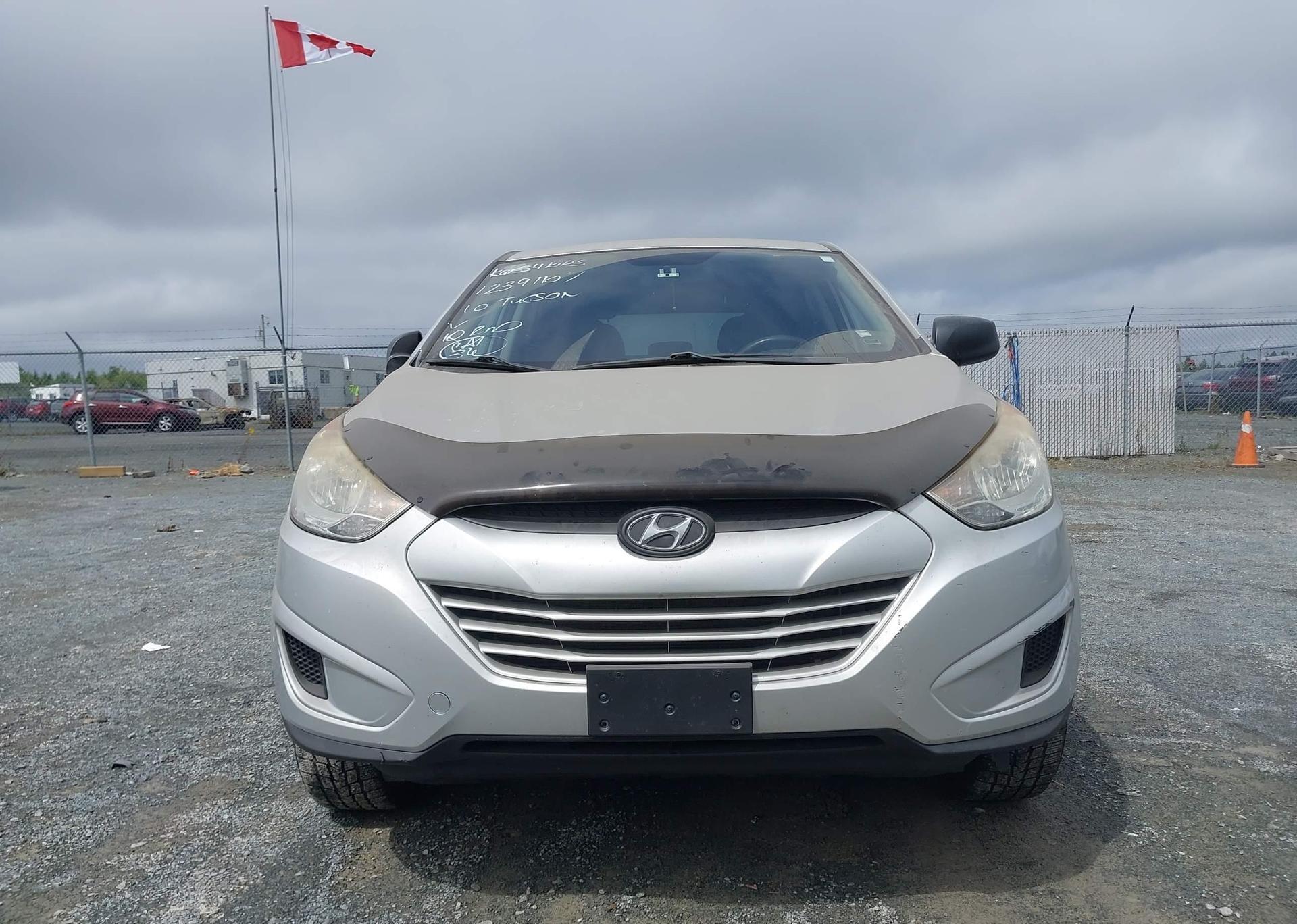2010 HYUNDAI TUCSON GL
