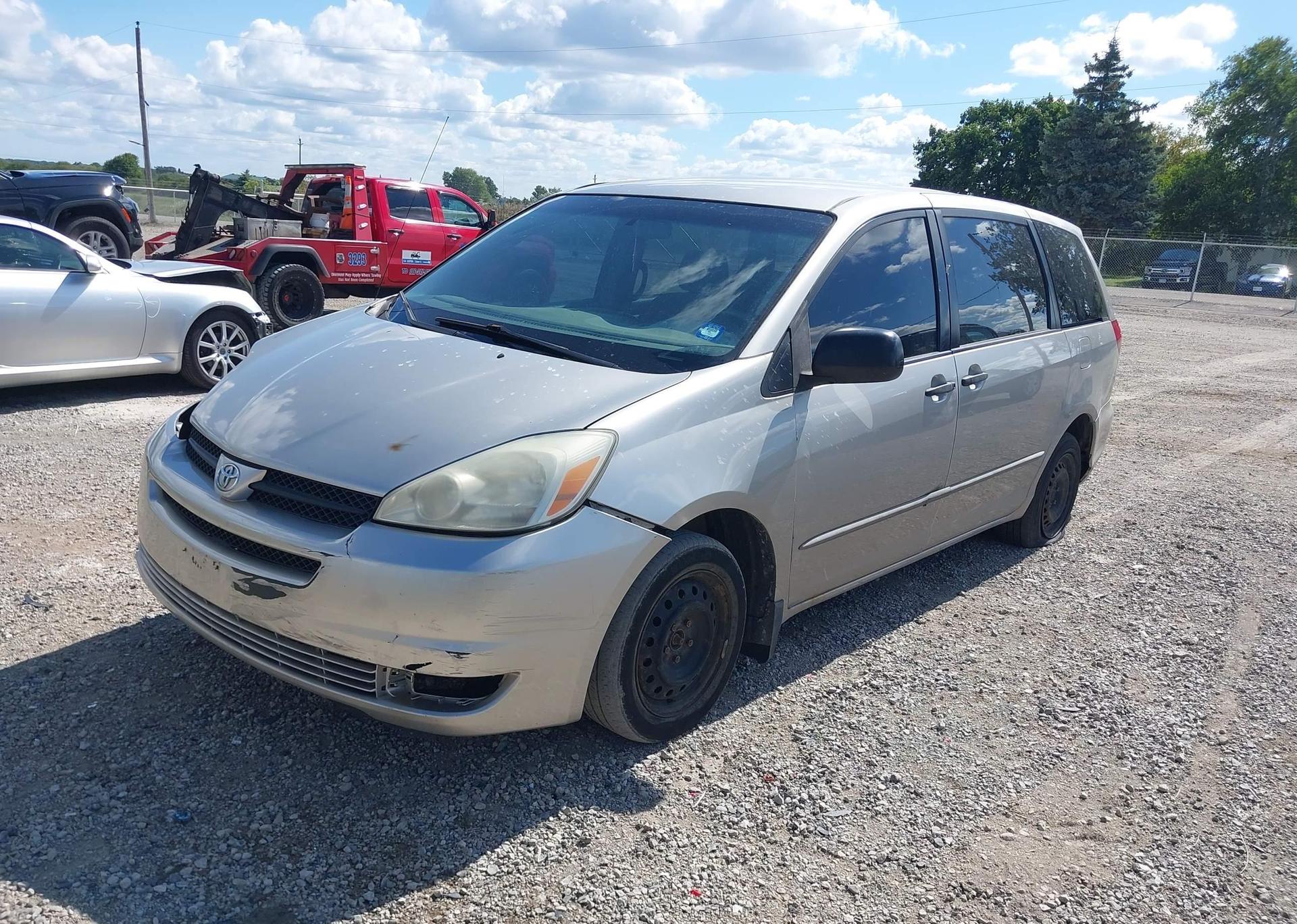 2005 TOYOTA SIENNA CE