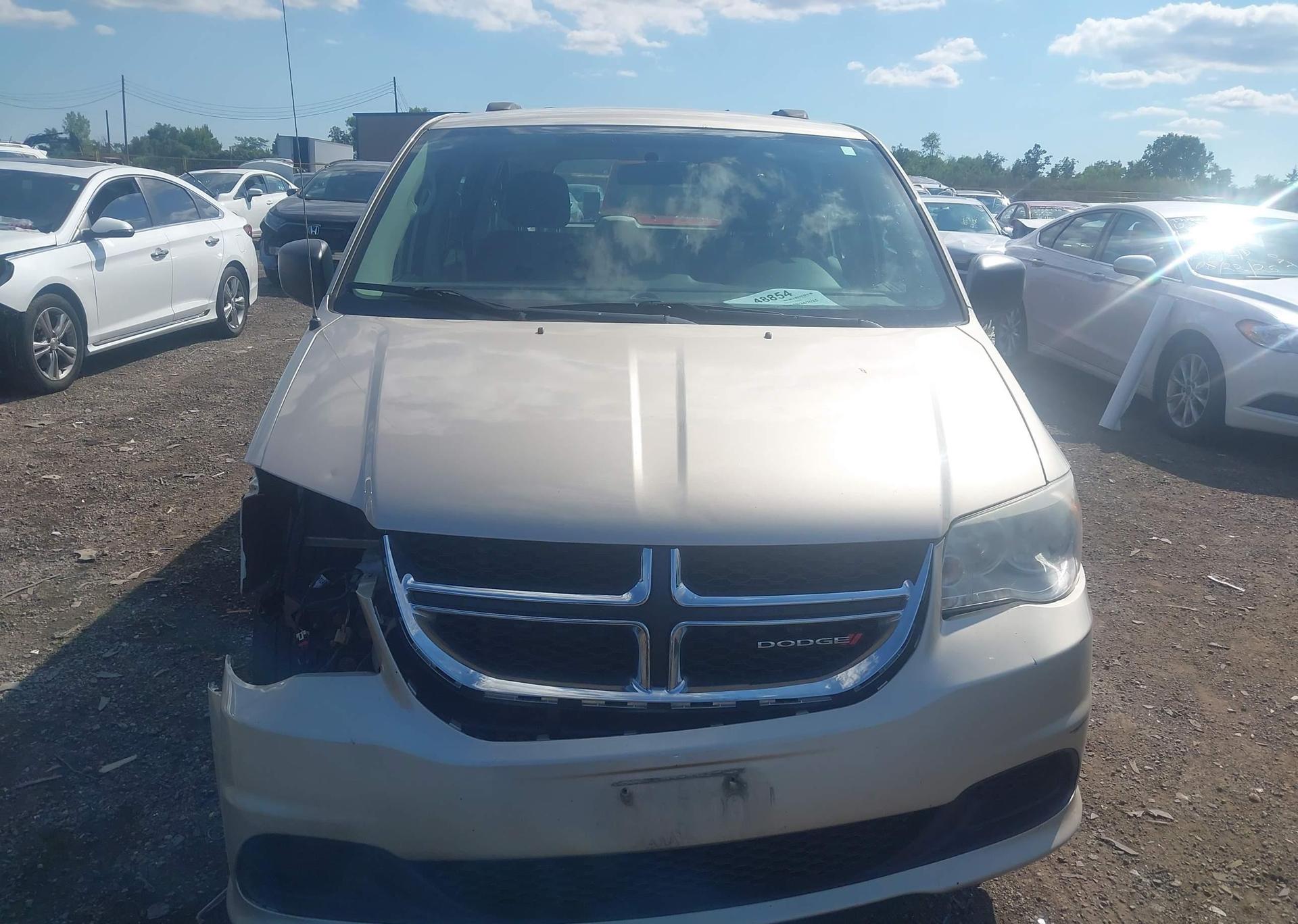 2013 DODGE GRAND CARAVAN SE
