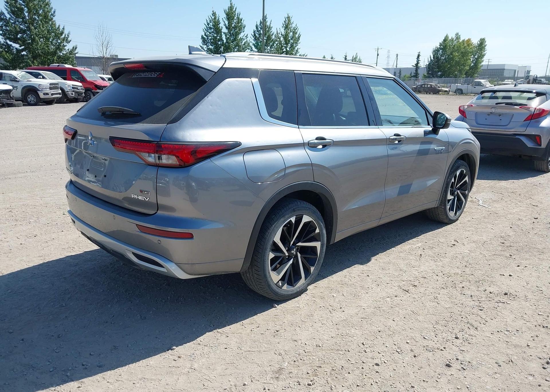 2023 MITSUBISHI OUTLANDER SEL