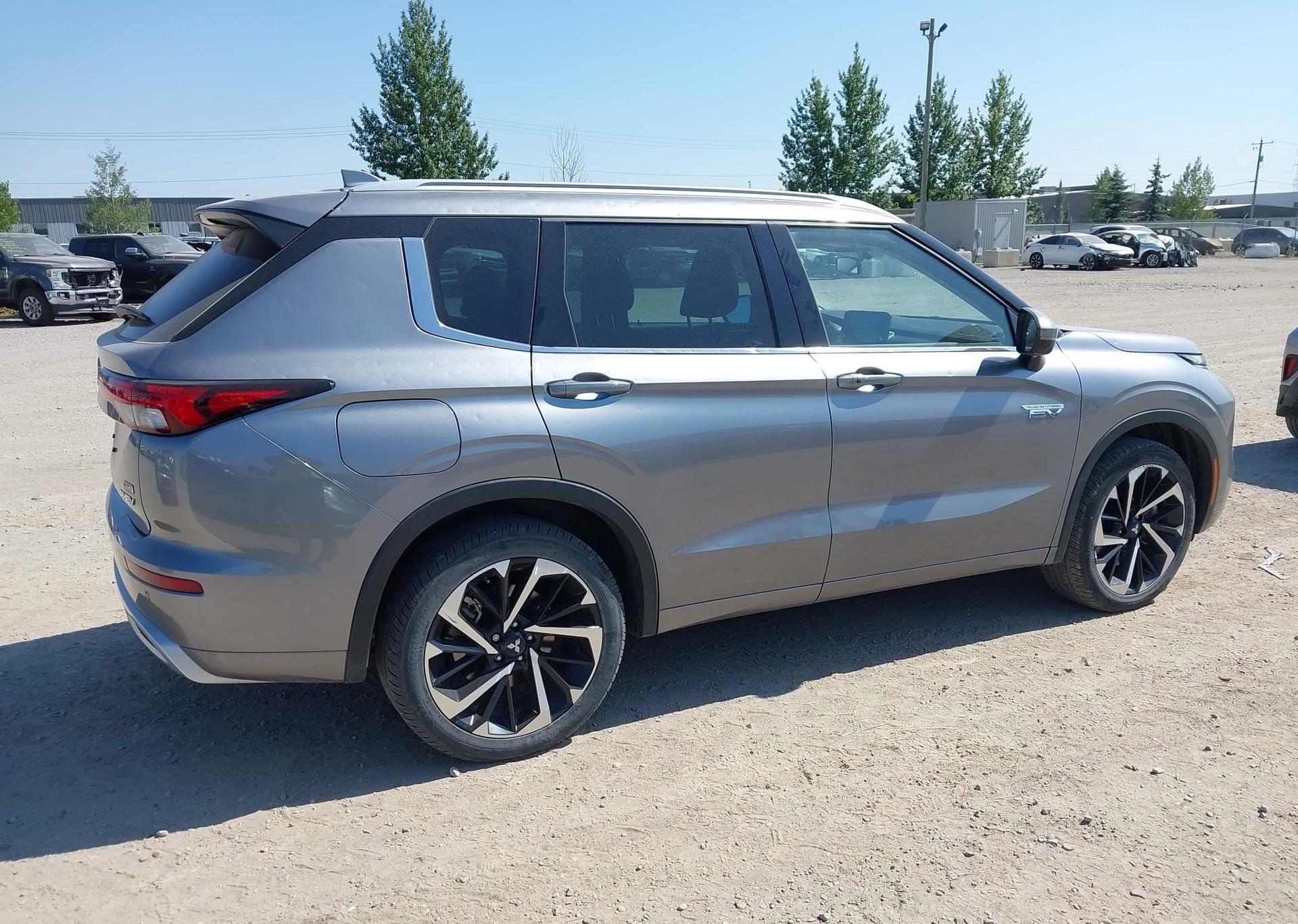 2023 MITSUBISHI OUTLANDER SEL
