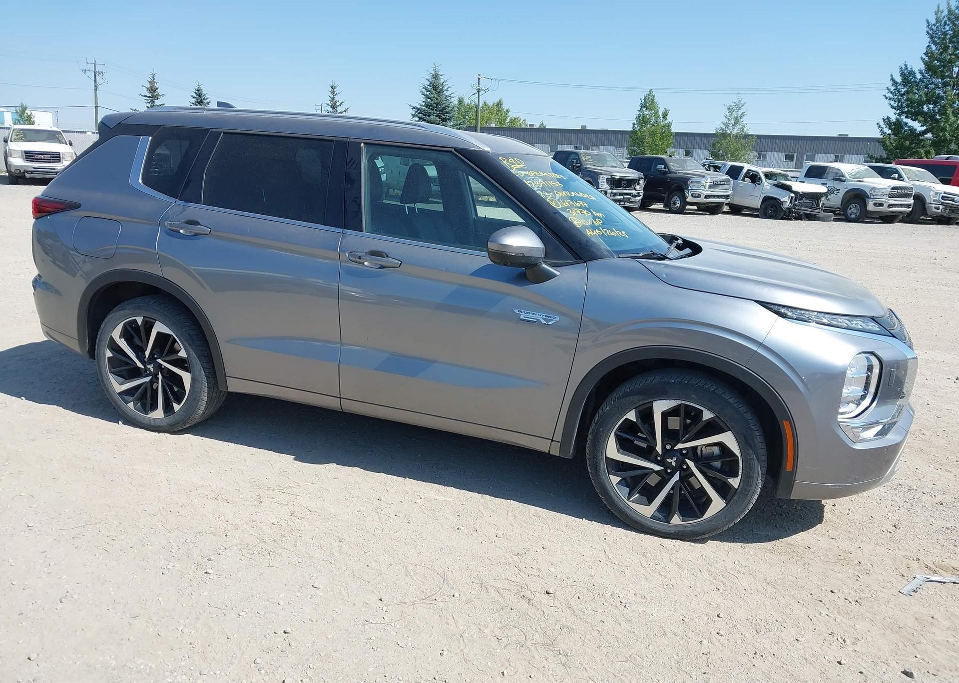 2023 MITSUBISHI OUTLANDER SEL
