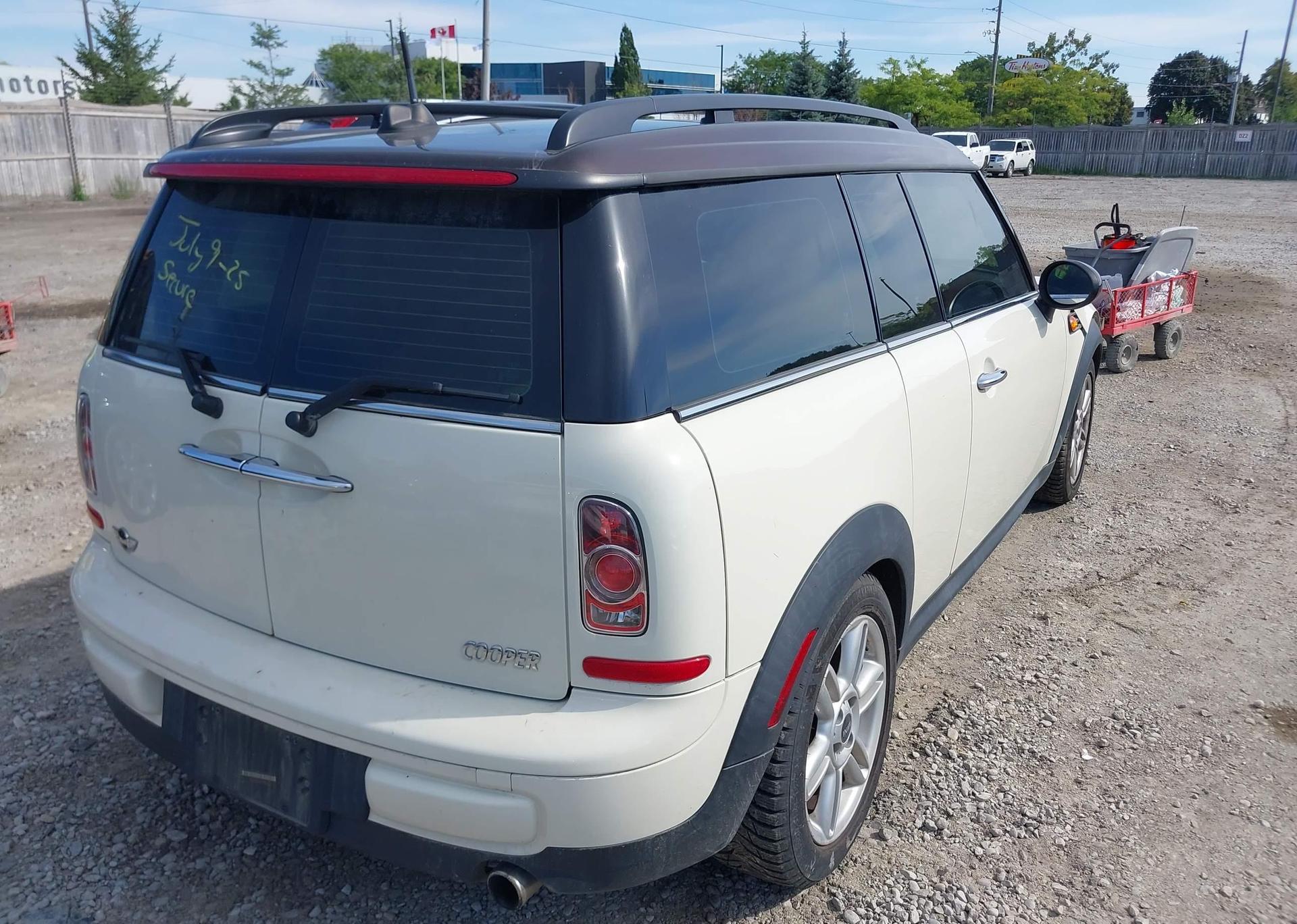 2013 MINI CLUBMAN COOPER