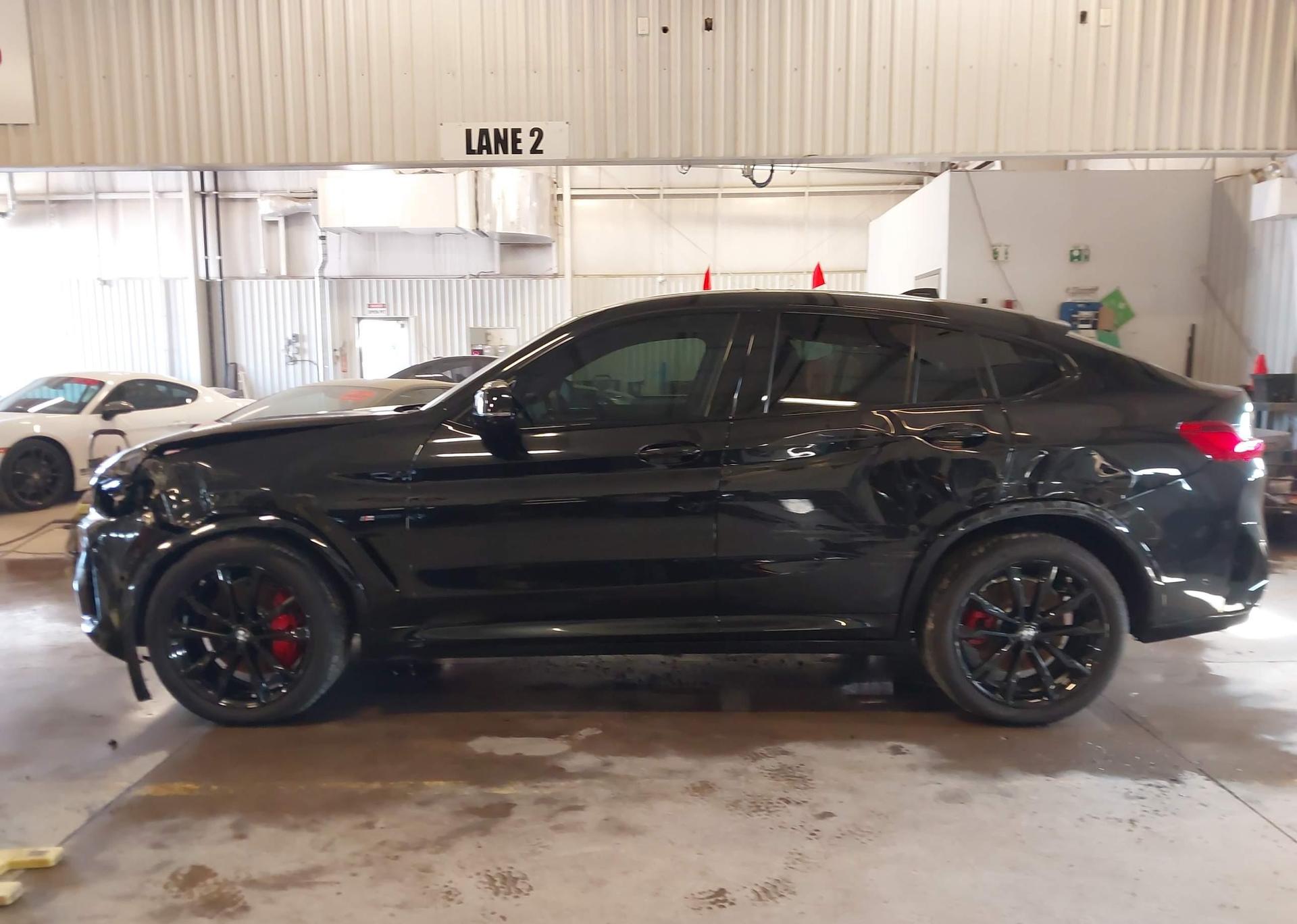2025 BMW X4 M40I