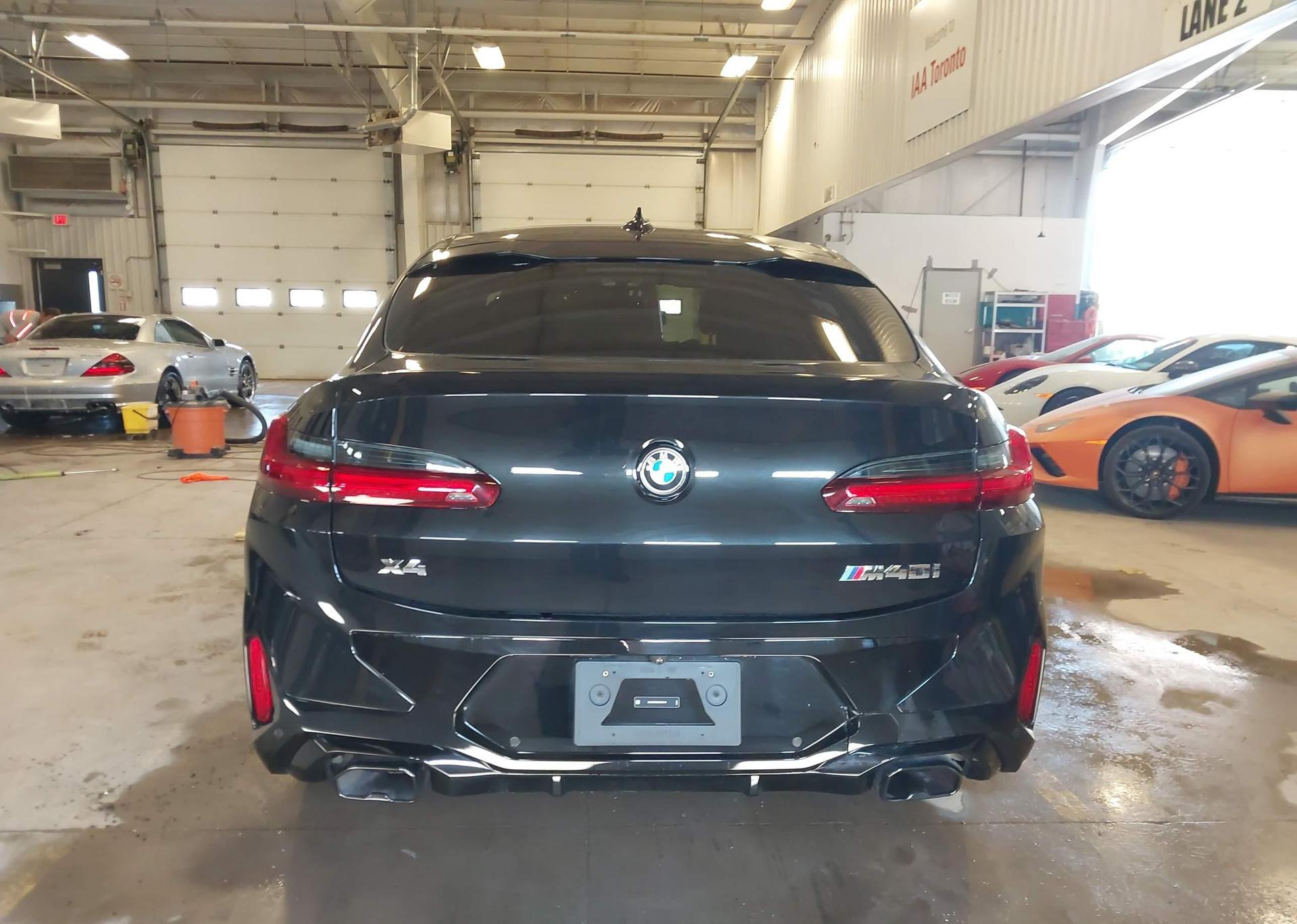 2025 BMW X4 M40I