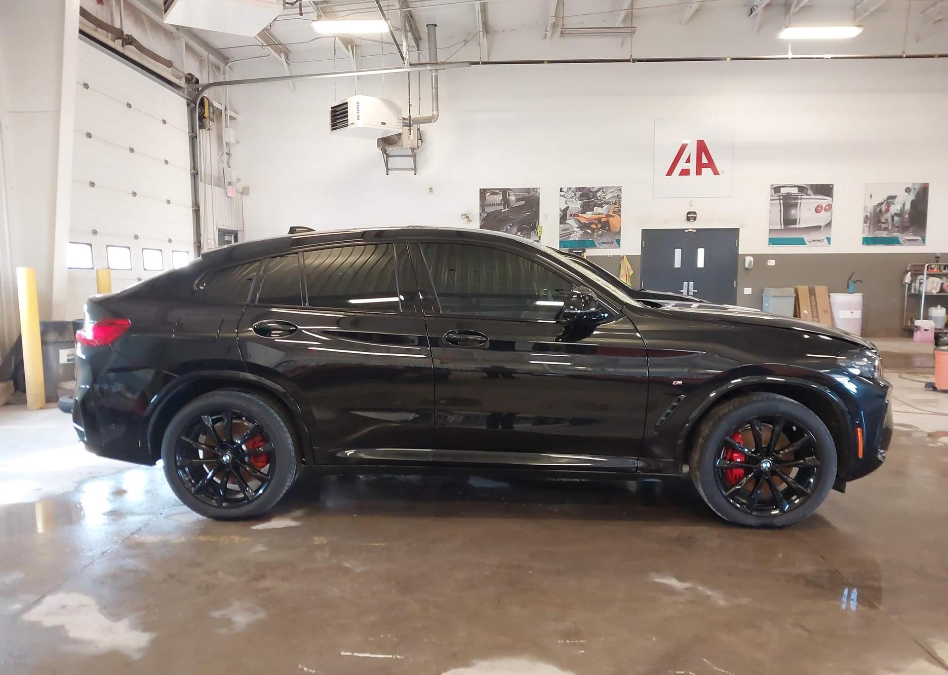 2025 BMW X4 M40I