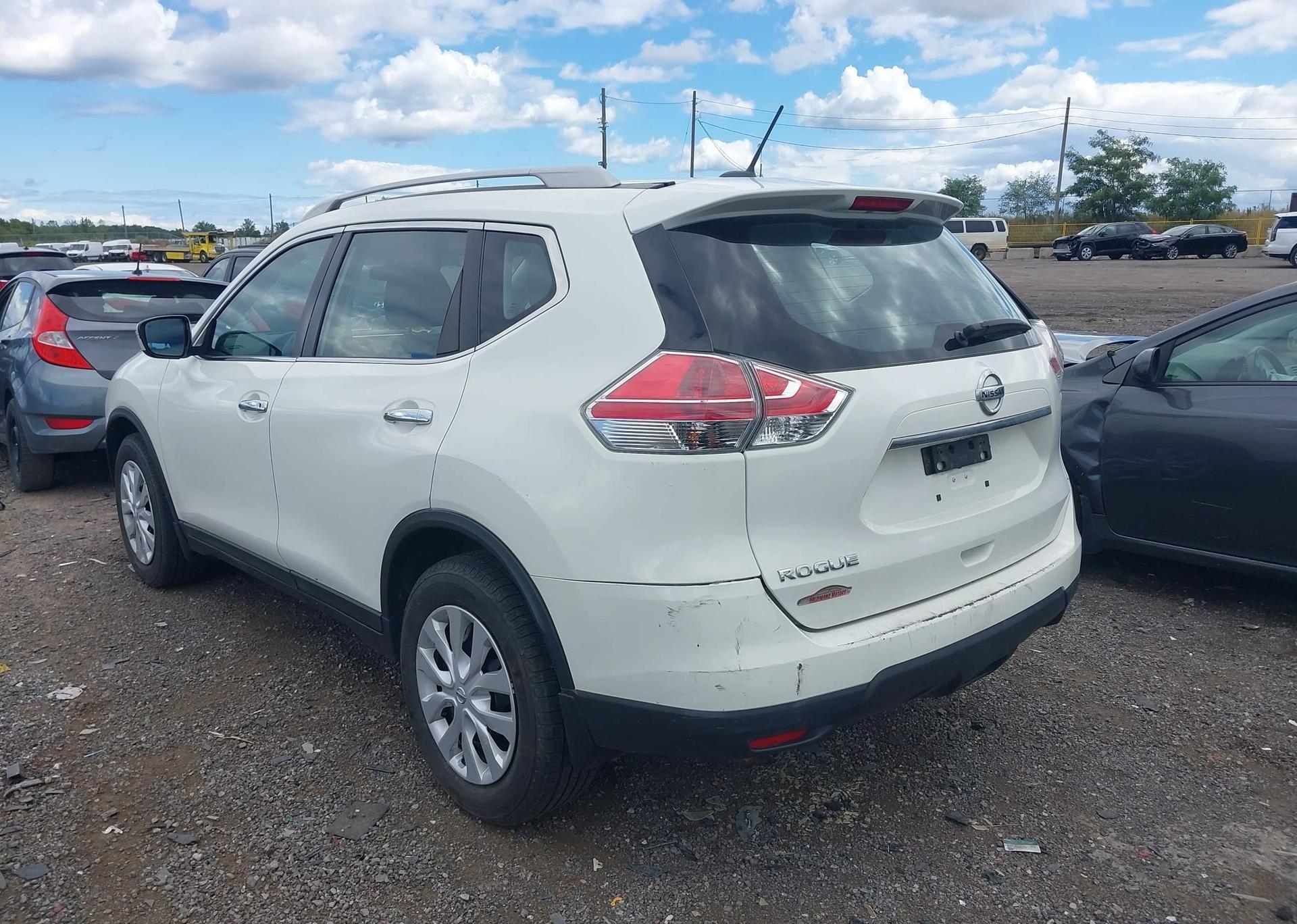 2016 NISSAN ROGUE S
