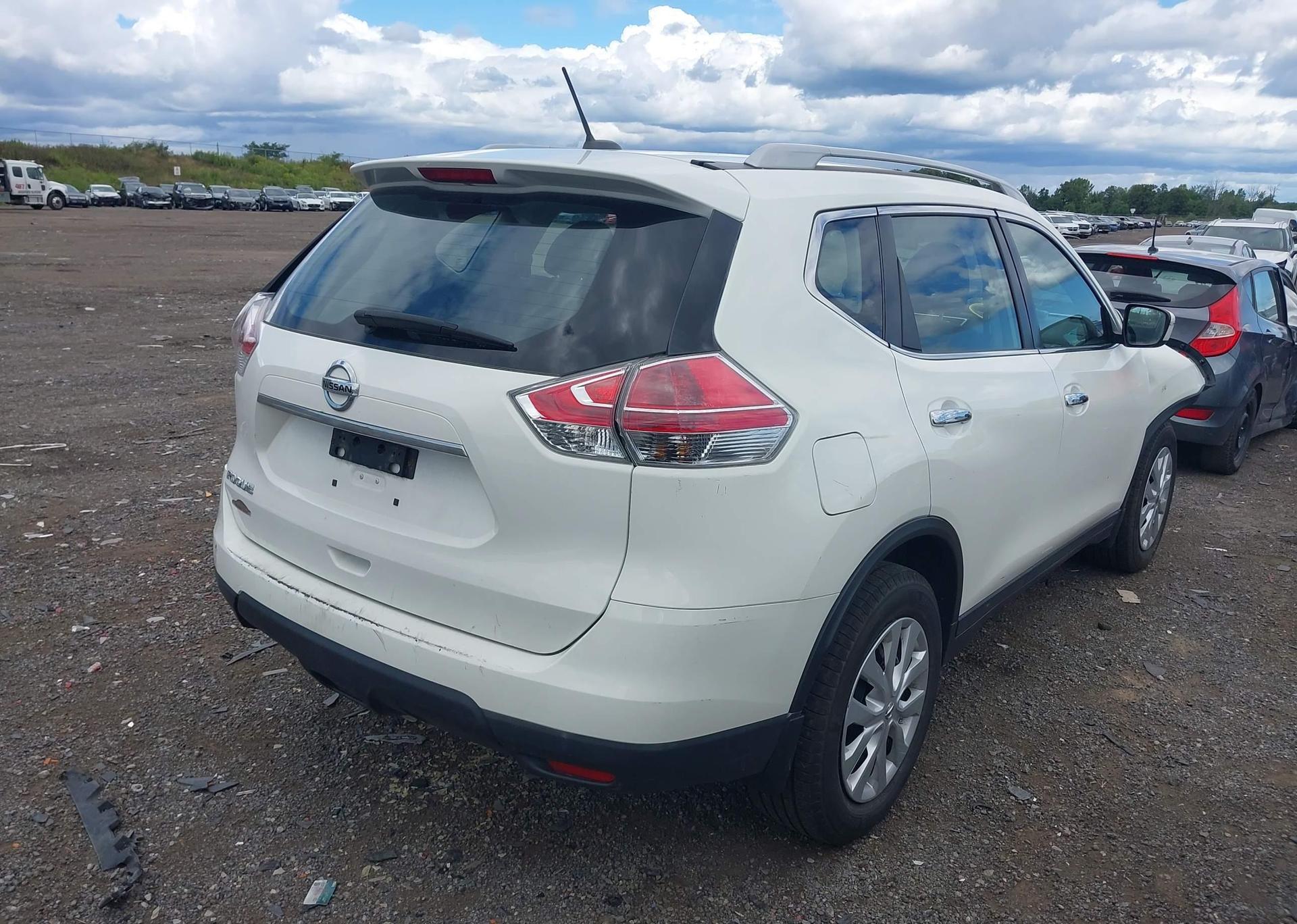 2016 NISSAN ROGUE S