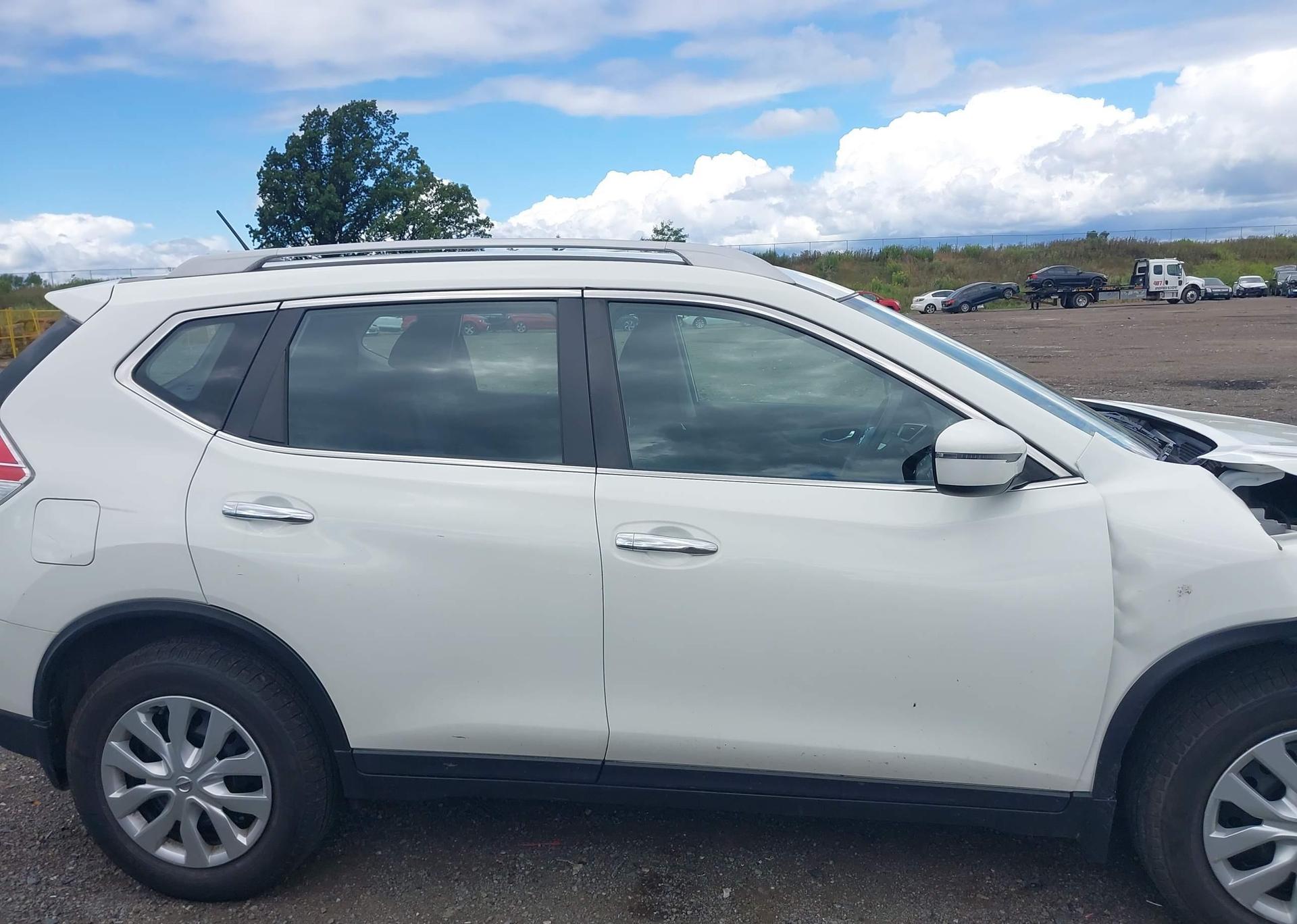 2016 NISSAN ROGUE S